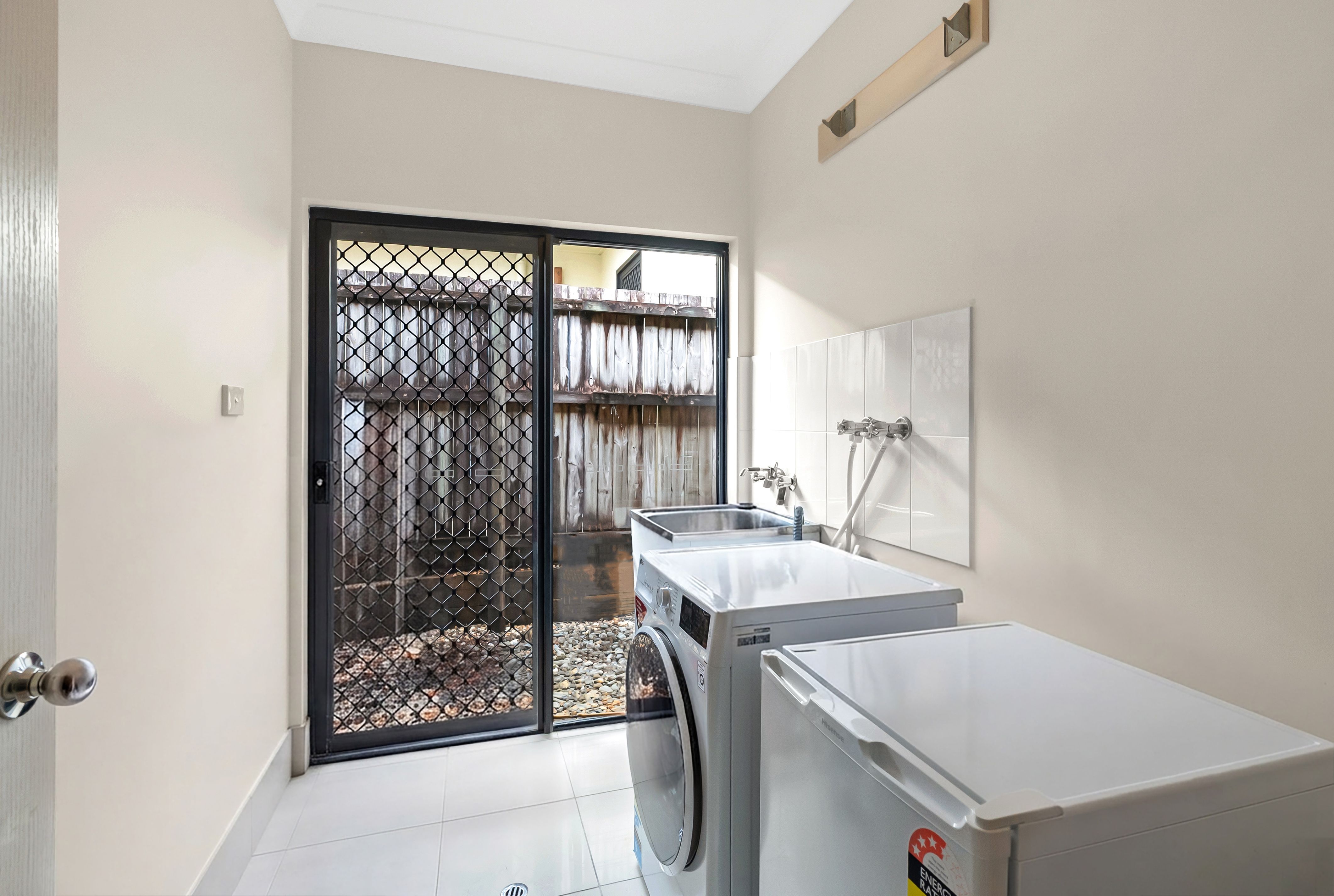 7 Lynd Street — photo 14 of 20