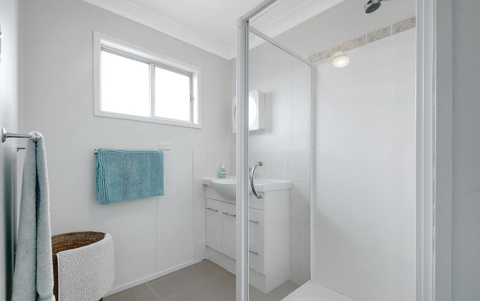 16 Singleton Street — photo 10 of 13
