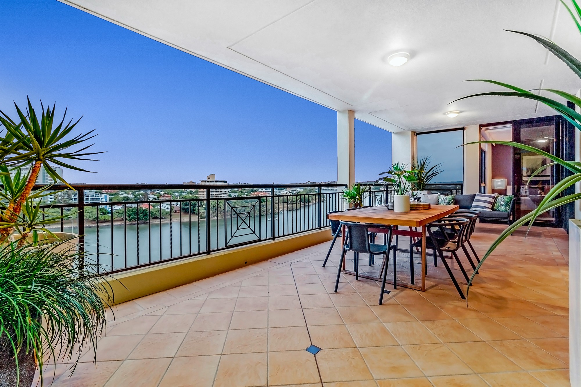 241 Wellington Road, East Brisbane, QLD 4169