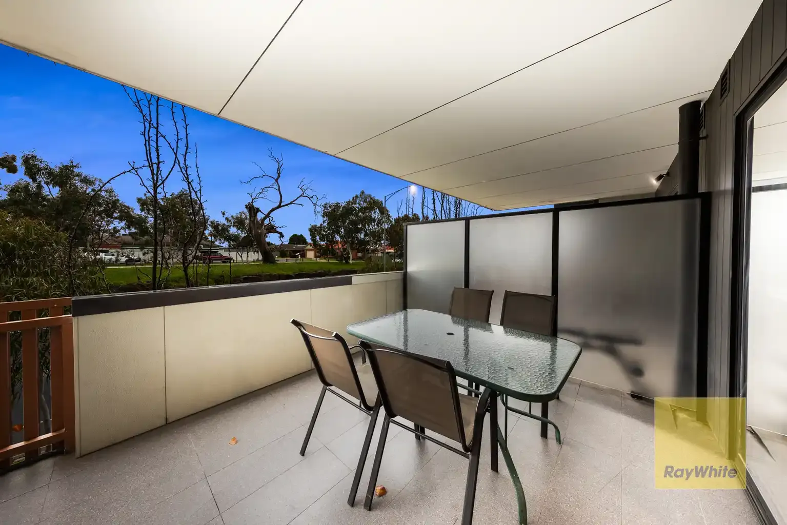 105/55 Oleander Drive — photo 11 of 13