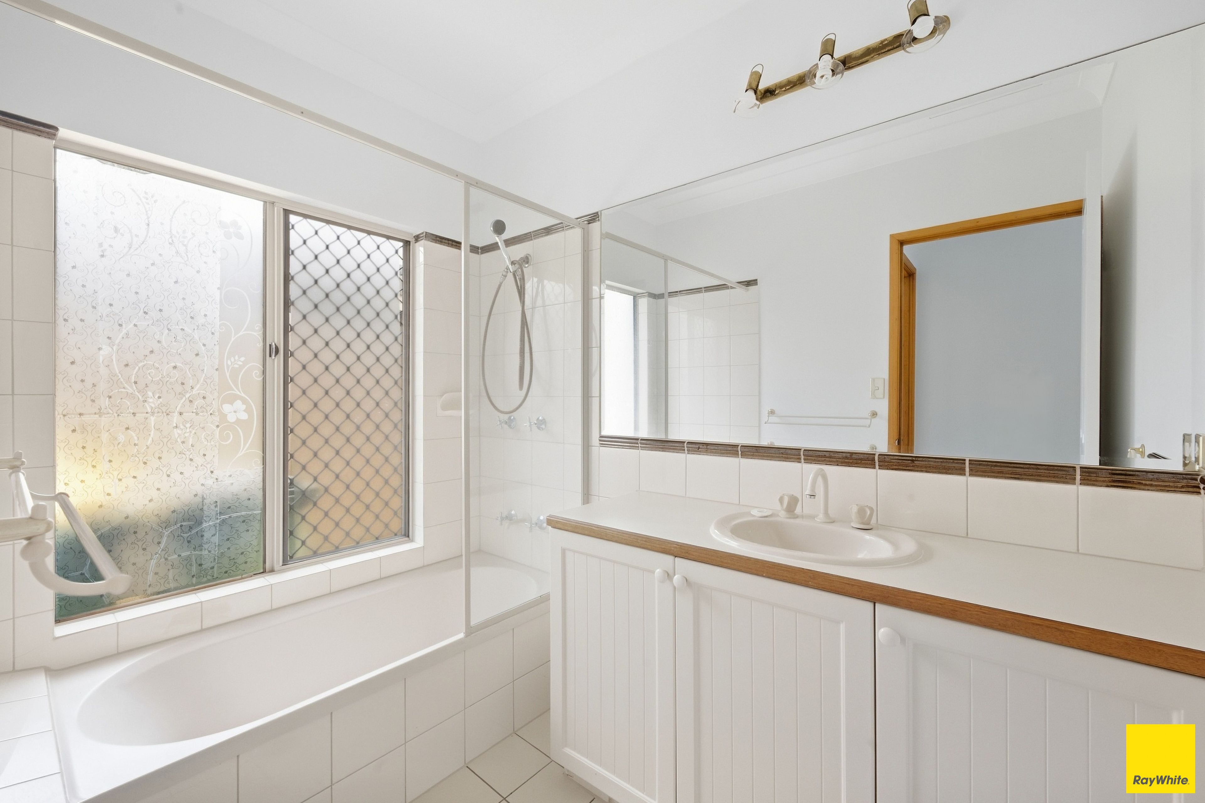 23 Melia Close — photo 7 of 12