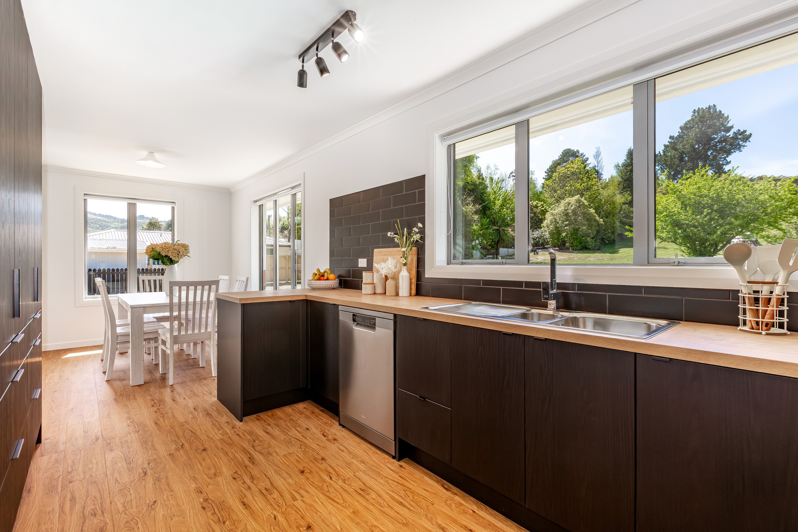 33 Moeraki Road, Maoribank, Upper Hutt City