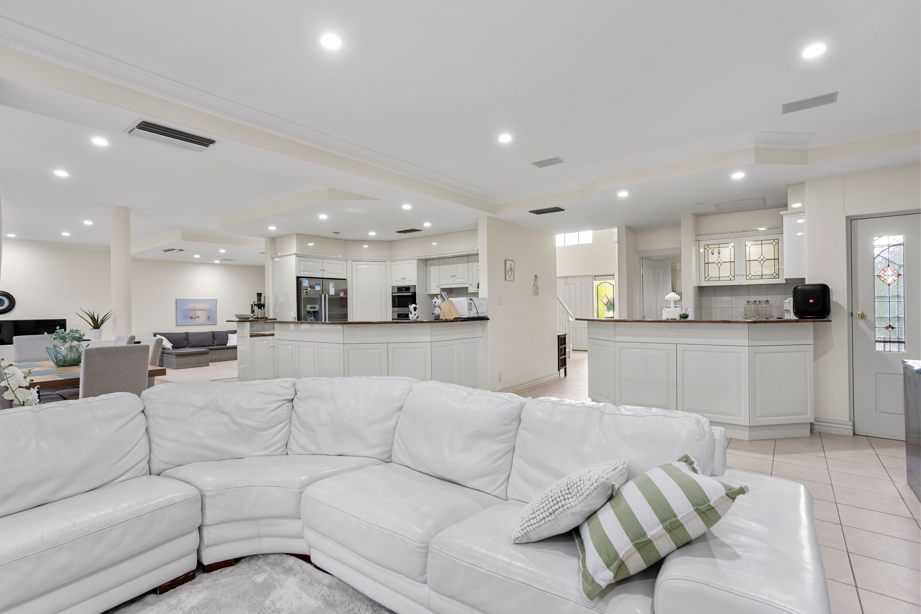 1 Willingale Avenue — photo 4 of 30
