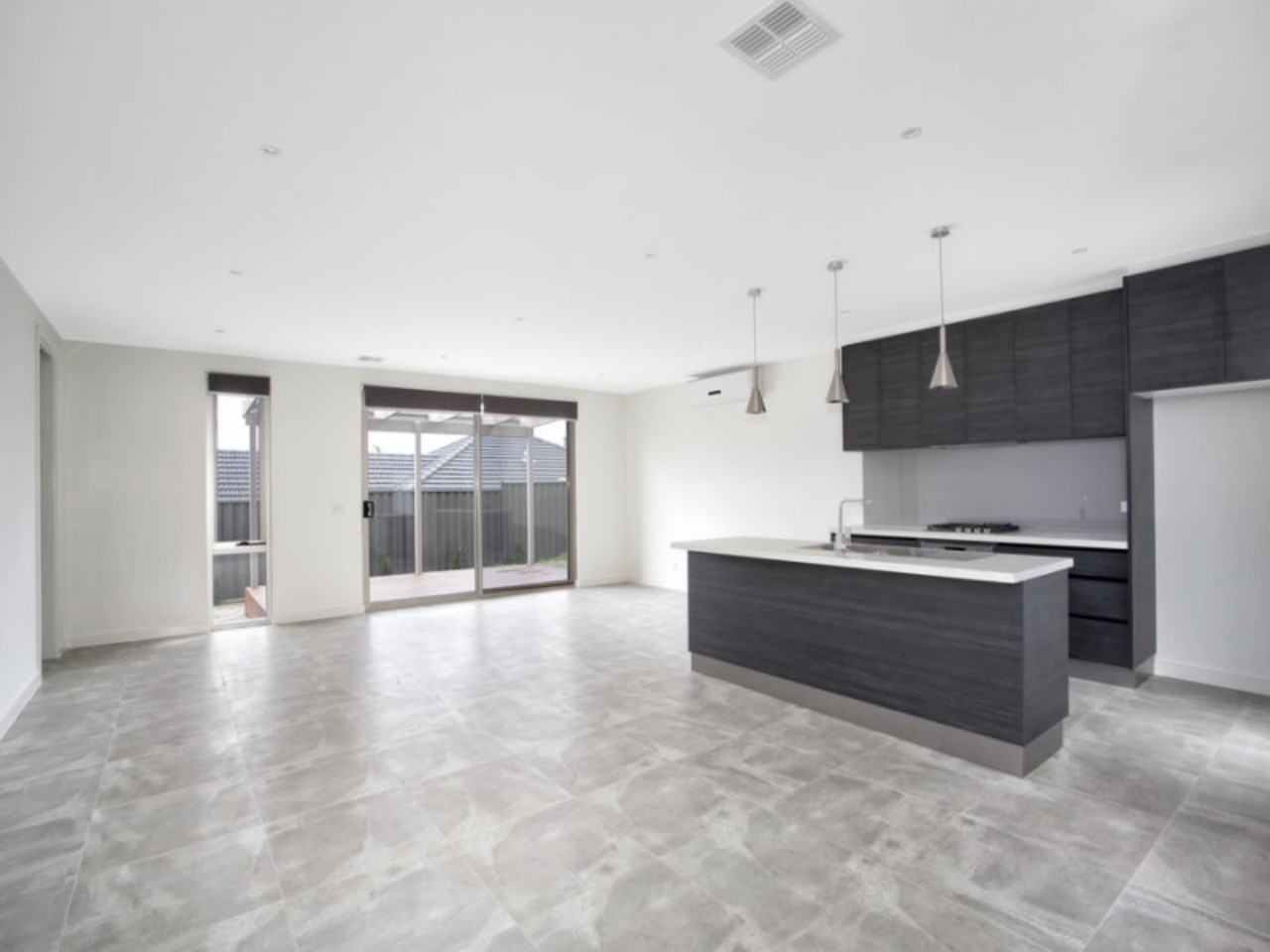 2/14 Aikman Crescent, Chadstone, VIC 3148
