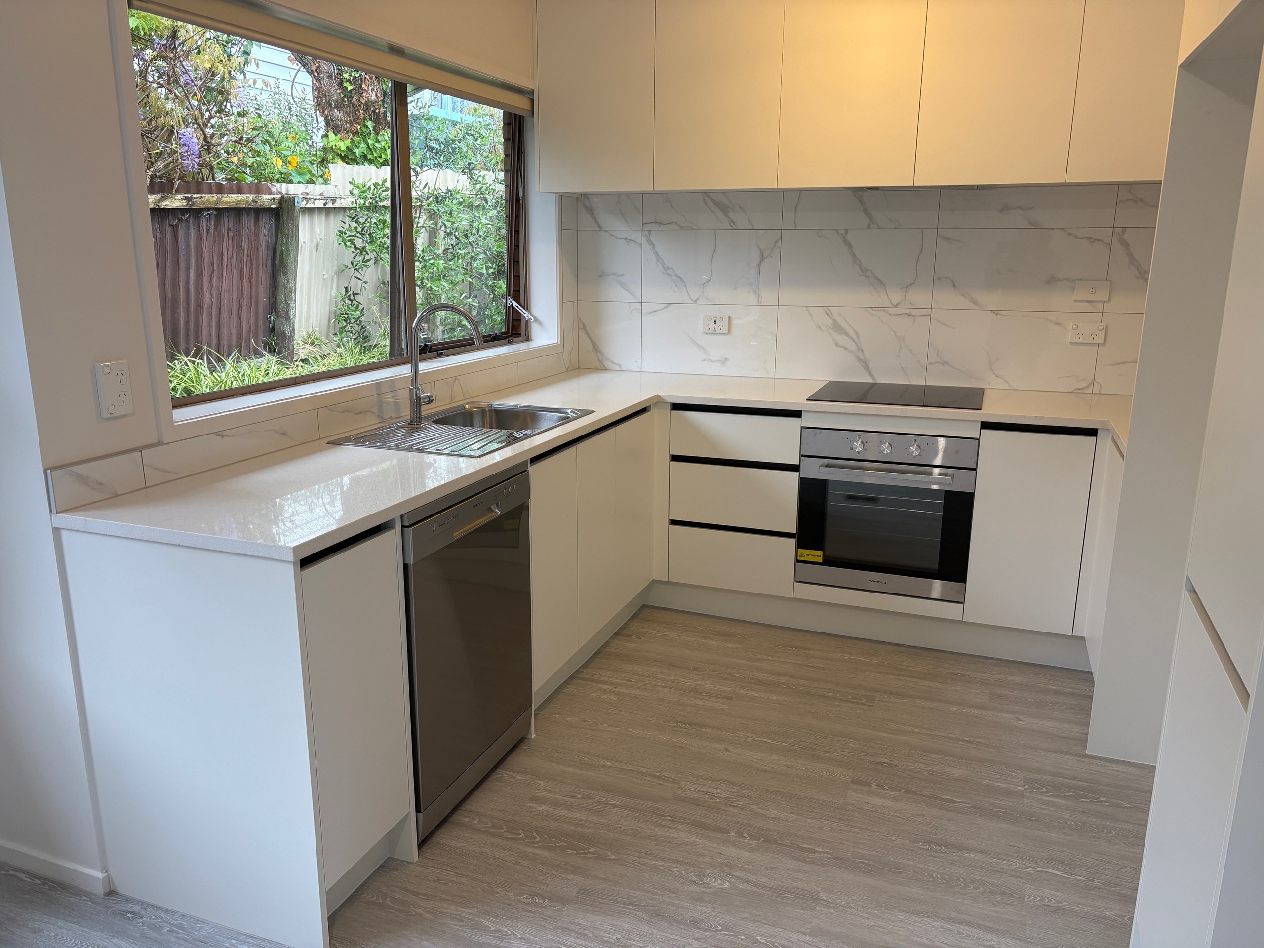 2/30 Columbia Road, Sandringham, Auckland City