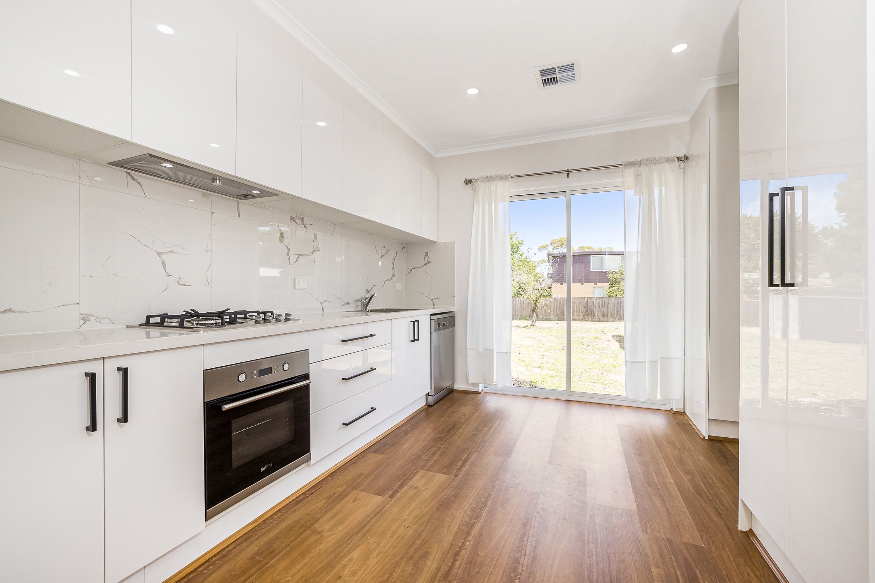 16 Parkview Drive, Ferntree Gully, VIC 3156