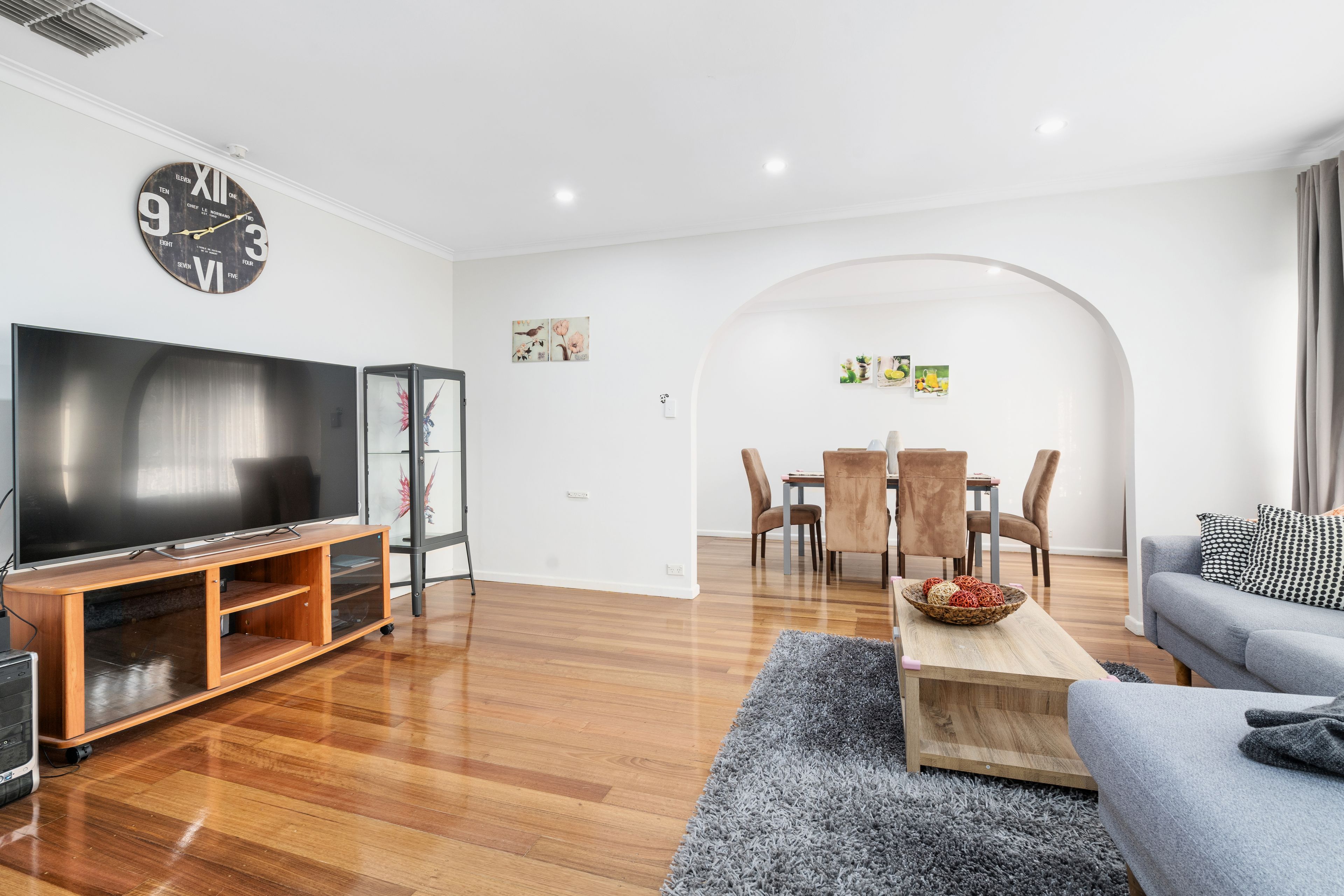 279 Greenwood Drive, Watsonia, VIC 3087