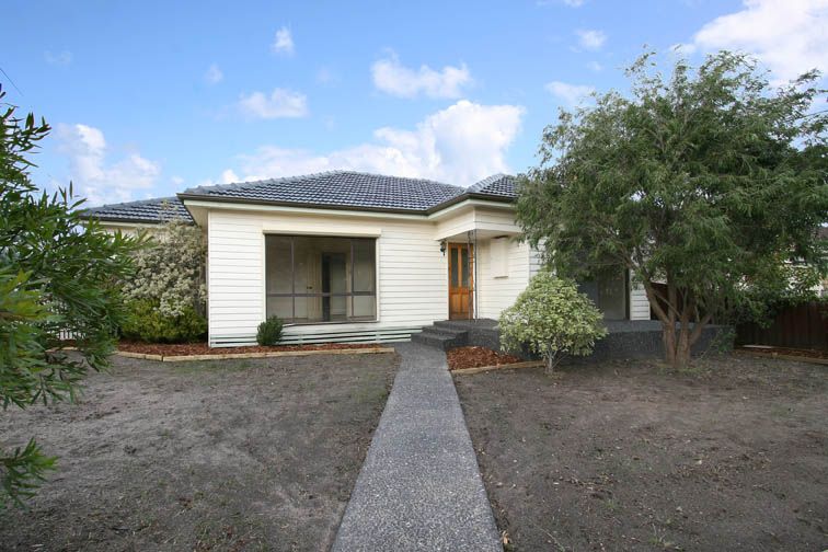 56 Carmichael Road, Oakleigh East VIC 3166