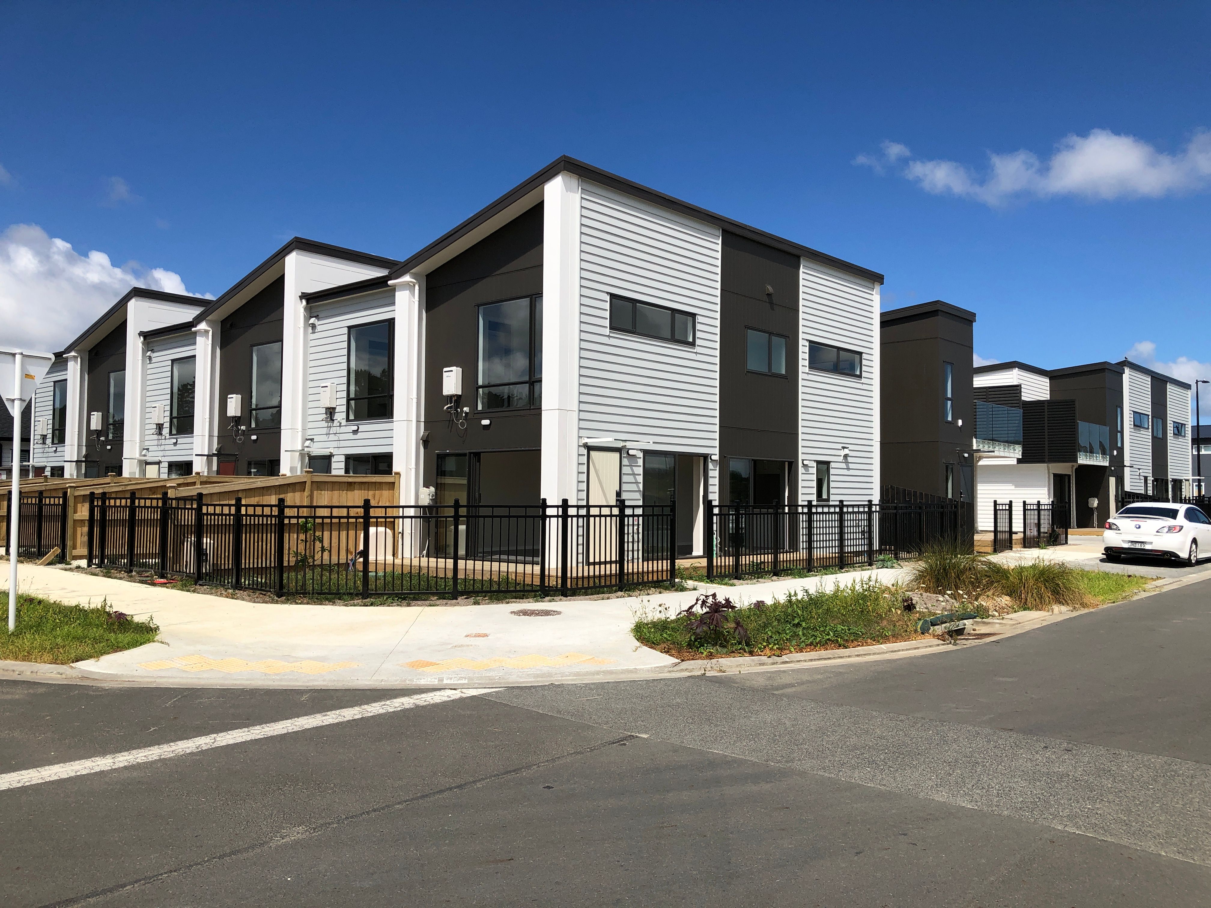 7/5 Lumbarda Drive, Huapai, Rodney