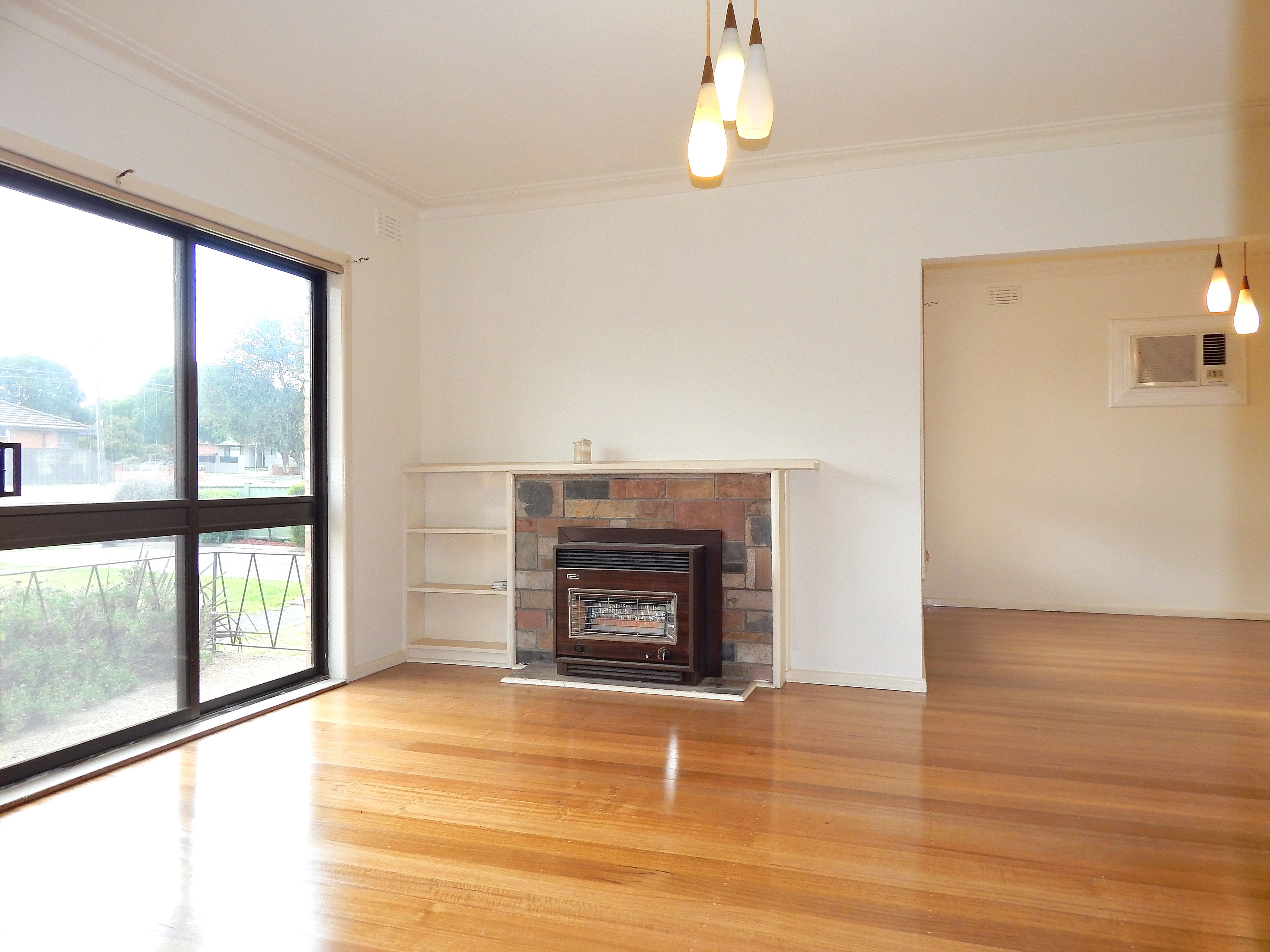 55 Hughes Parade, Reservoir, VIC 3073