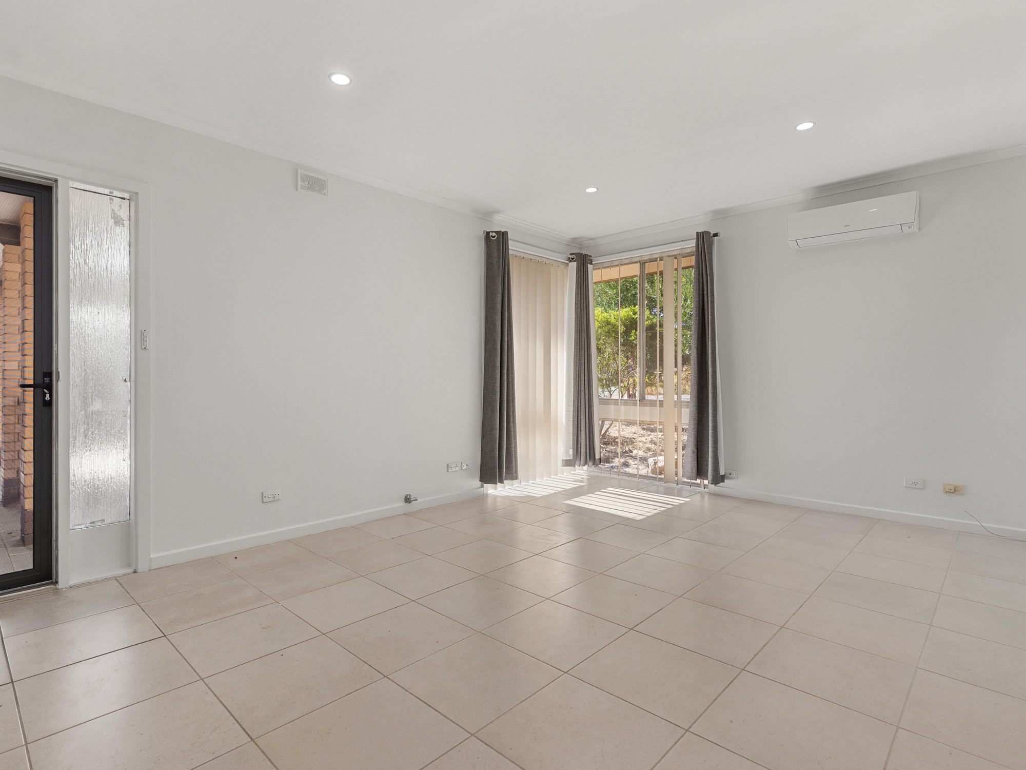 6 Regency Road, Happy Valley, SA 5159