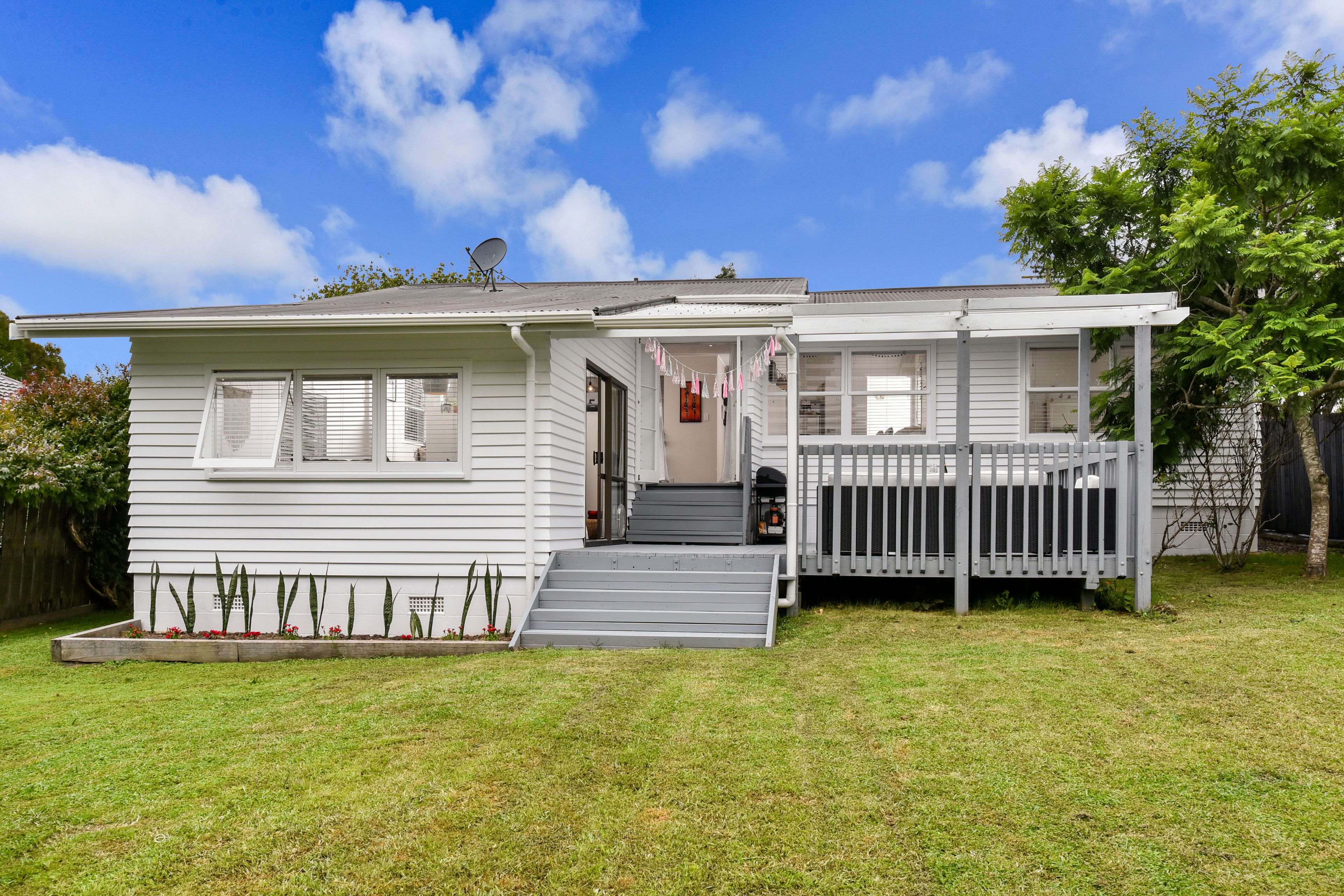28 Ranch Avenue, Beach Haven, North Shore City