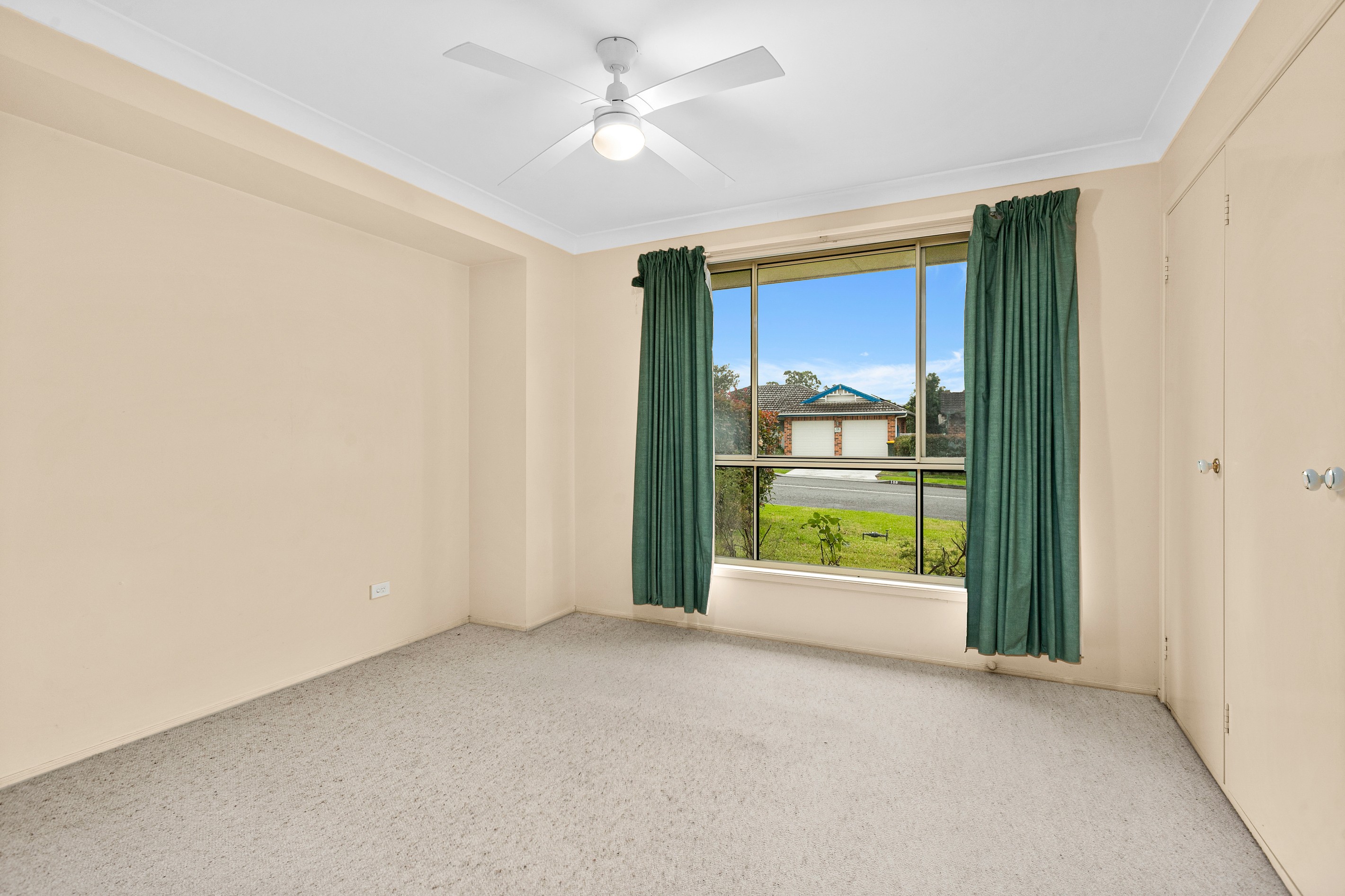 101 Burdekin Drive, Albion Park, NSW 2527