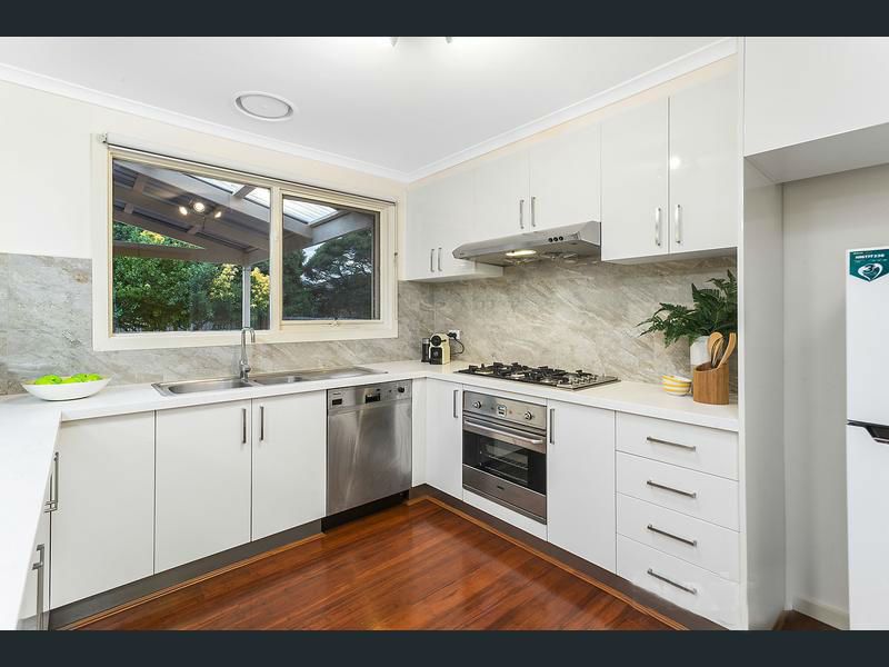 4 Mowbray Drive, Wantirna South, VIC 3152