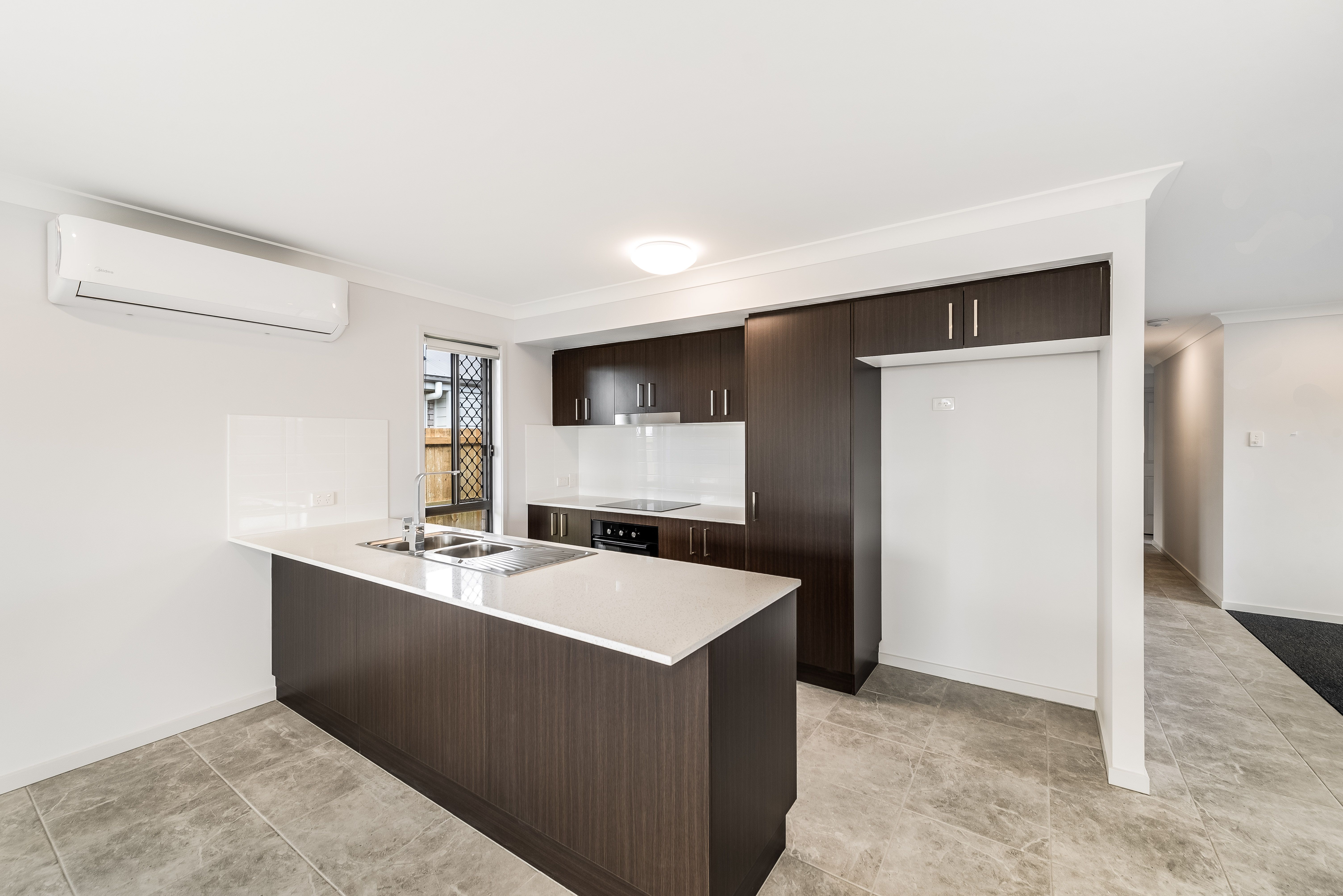 17 Banksia Drive, Raceview, QLD 4305