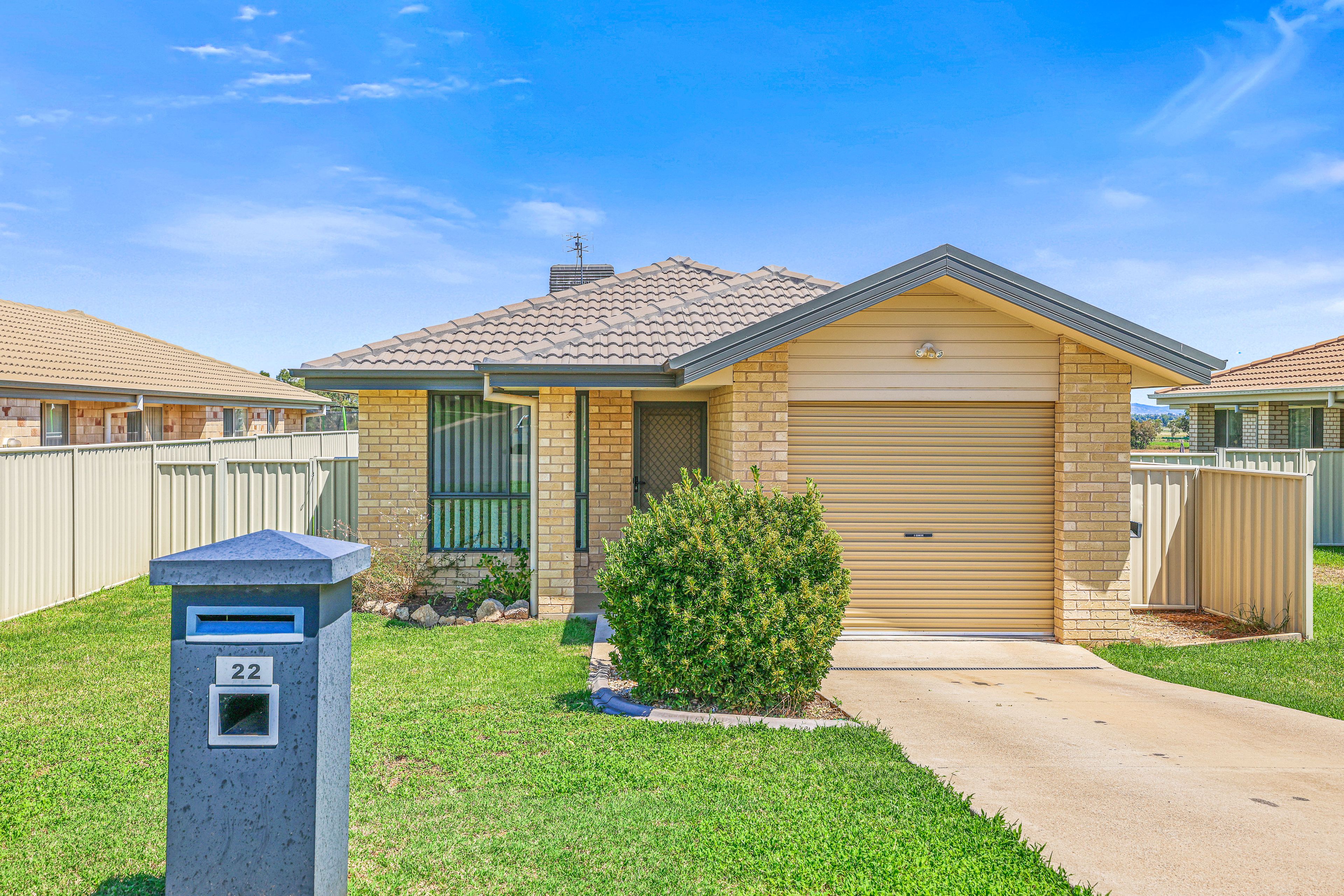 22 Tulipwood Crescent, Tamworth NSW 2340