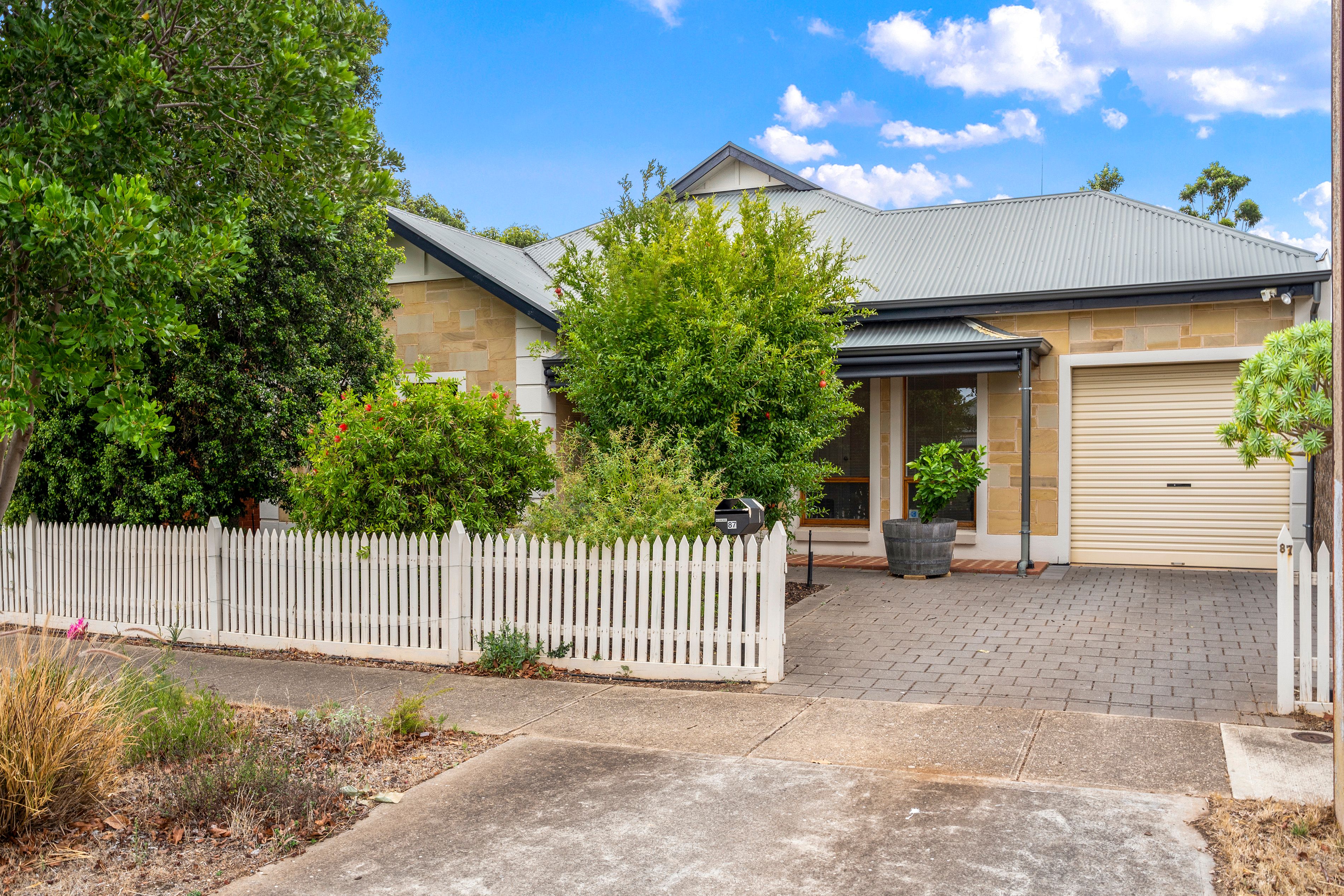 87 Barnes Road, Glynde, SA 5070 Sold House Ray White Norwood