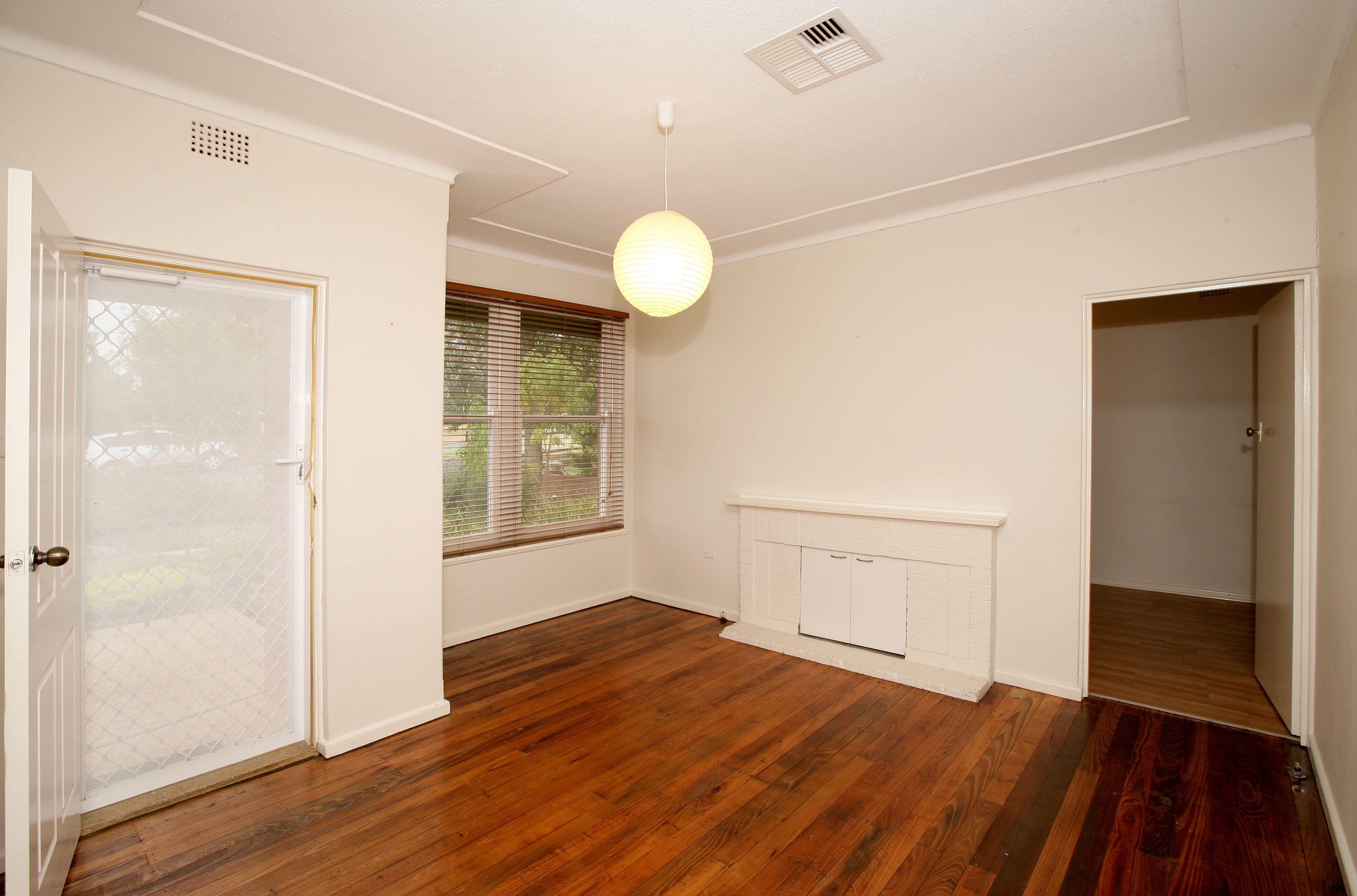 26 Bolger Avenue, Mount Austin, NSW 2650