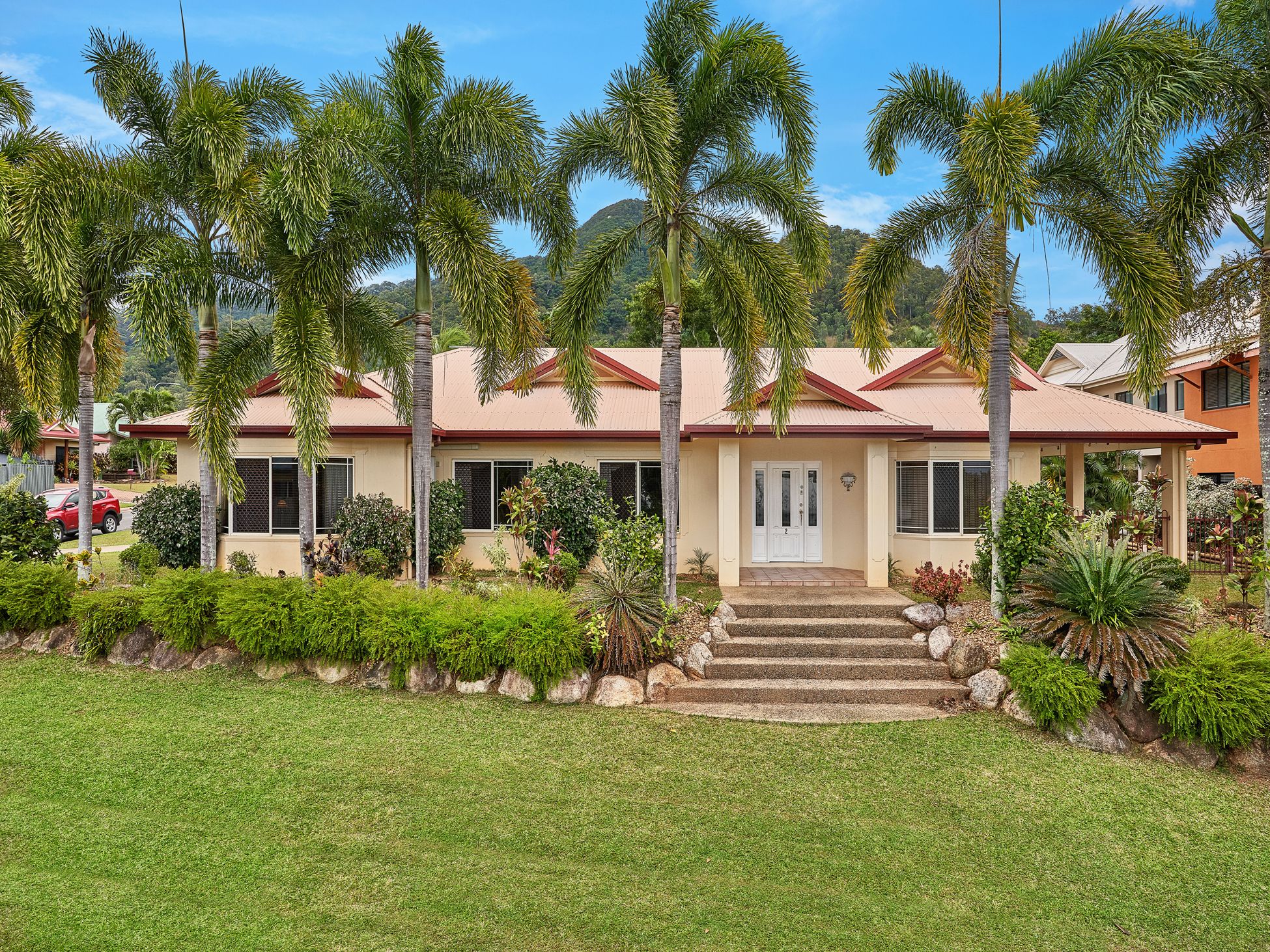 2 Holroyd Court, Mount Sheridan QLD 4868
