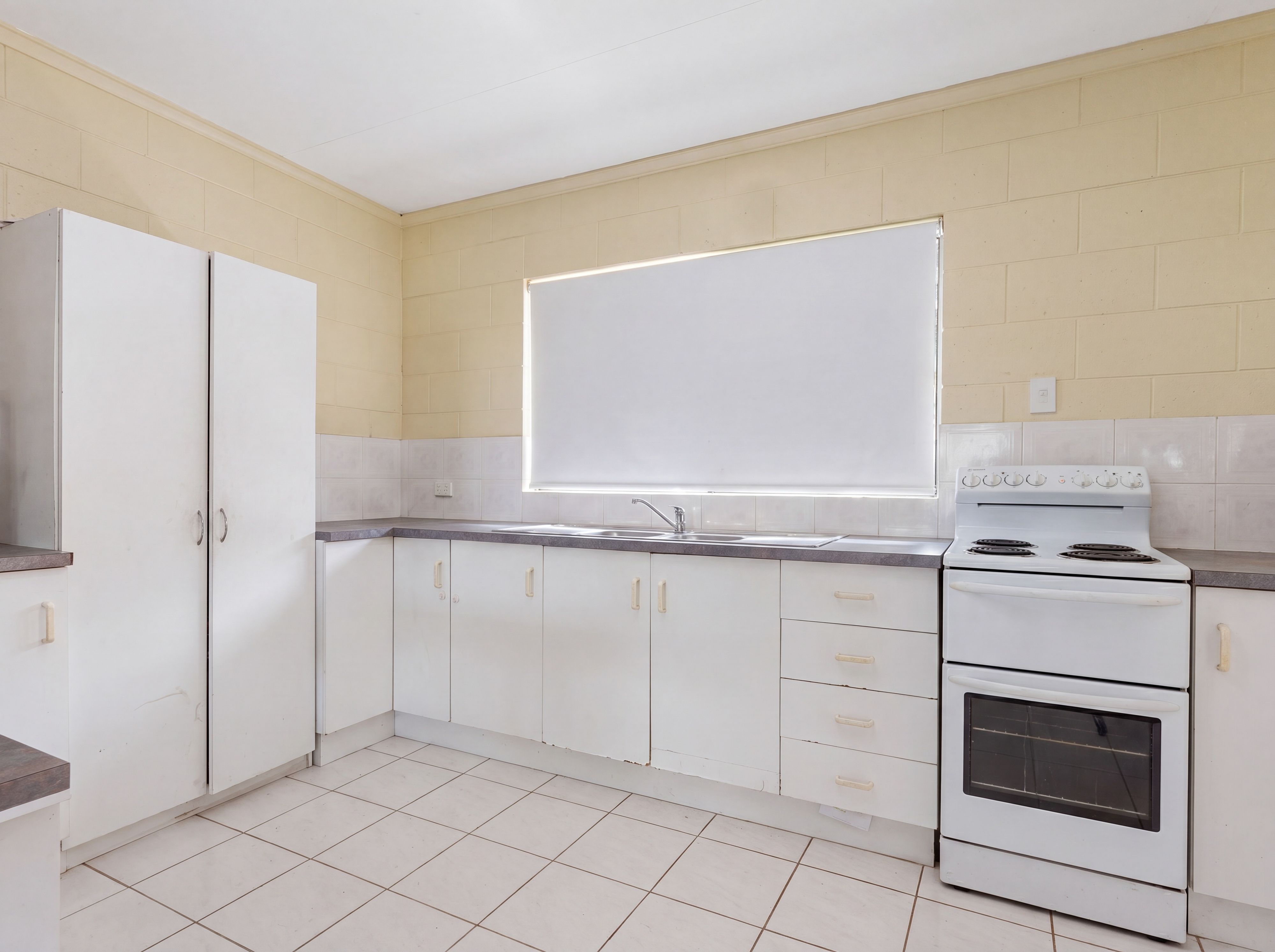 1 & 2/30 Reef Street — photo 17 of 29