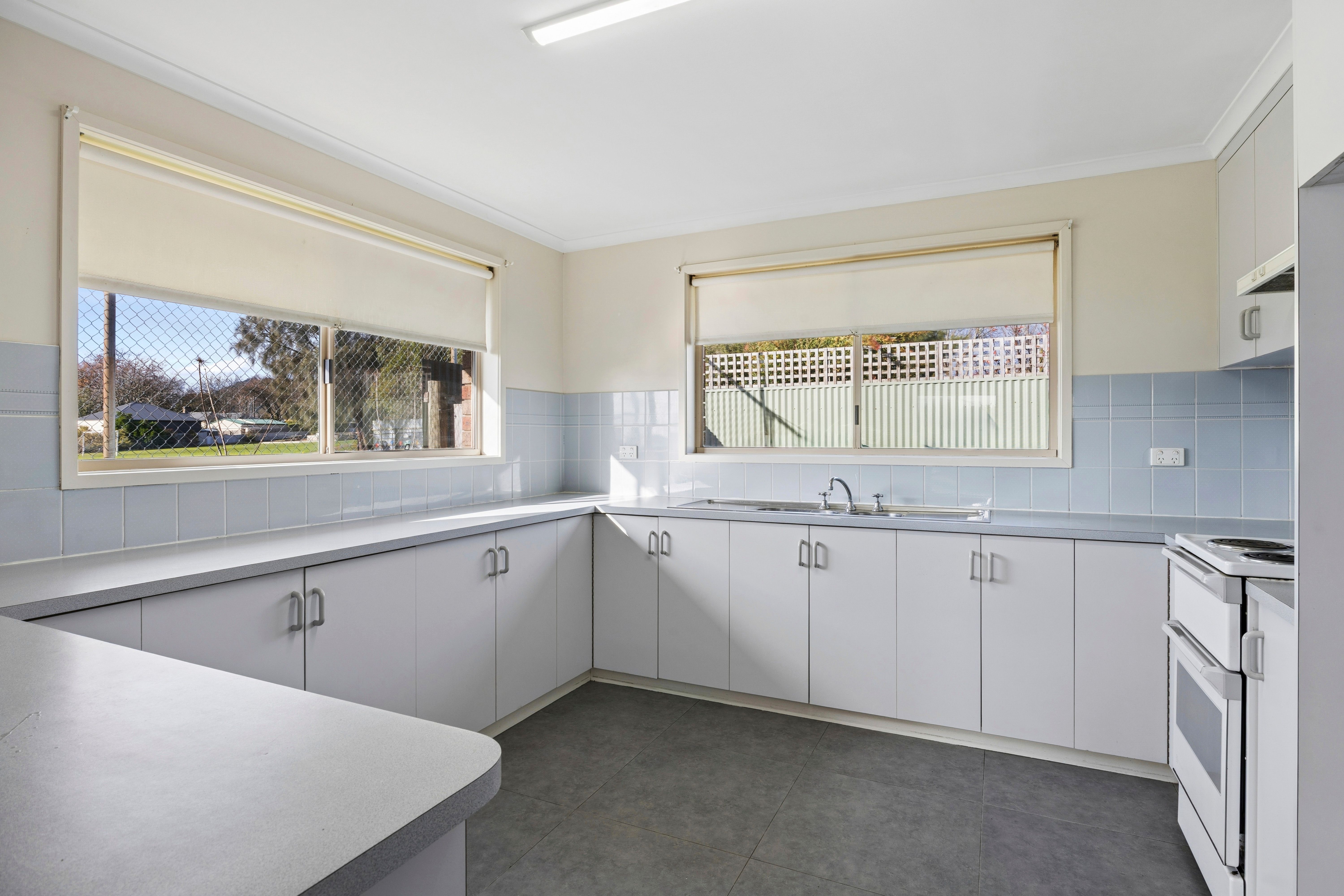 2B Walker Street, Camperdown, VIC 3260
