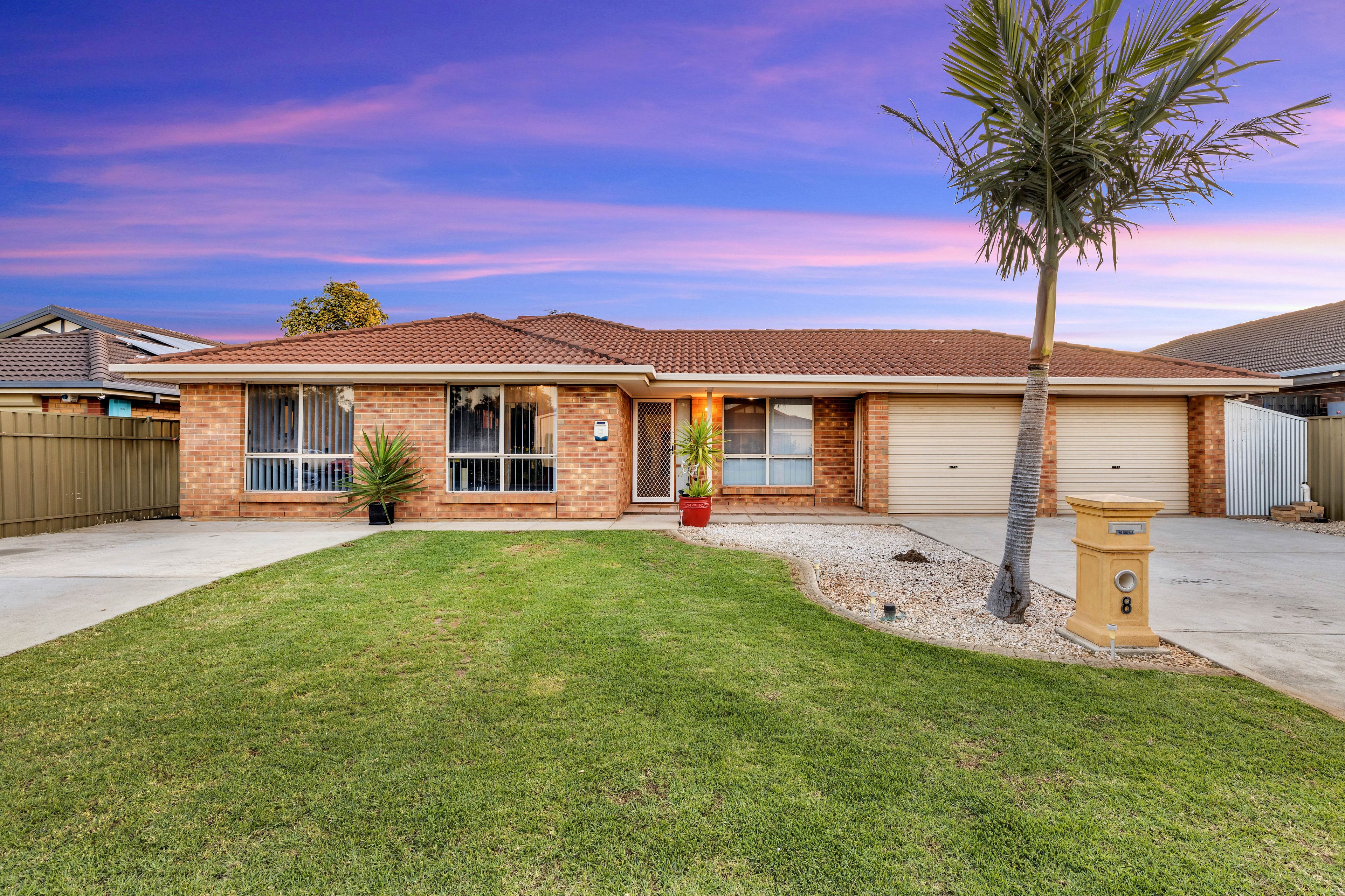 8 Earl Court, Andrews Farm, SA 5114