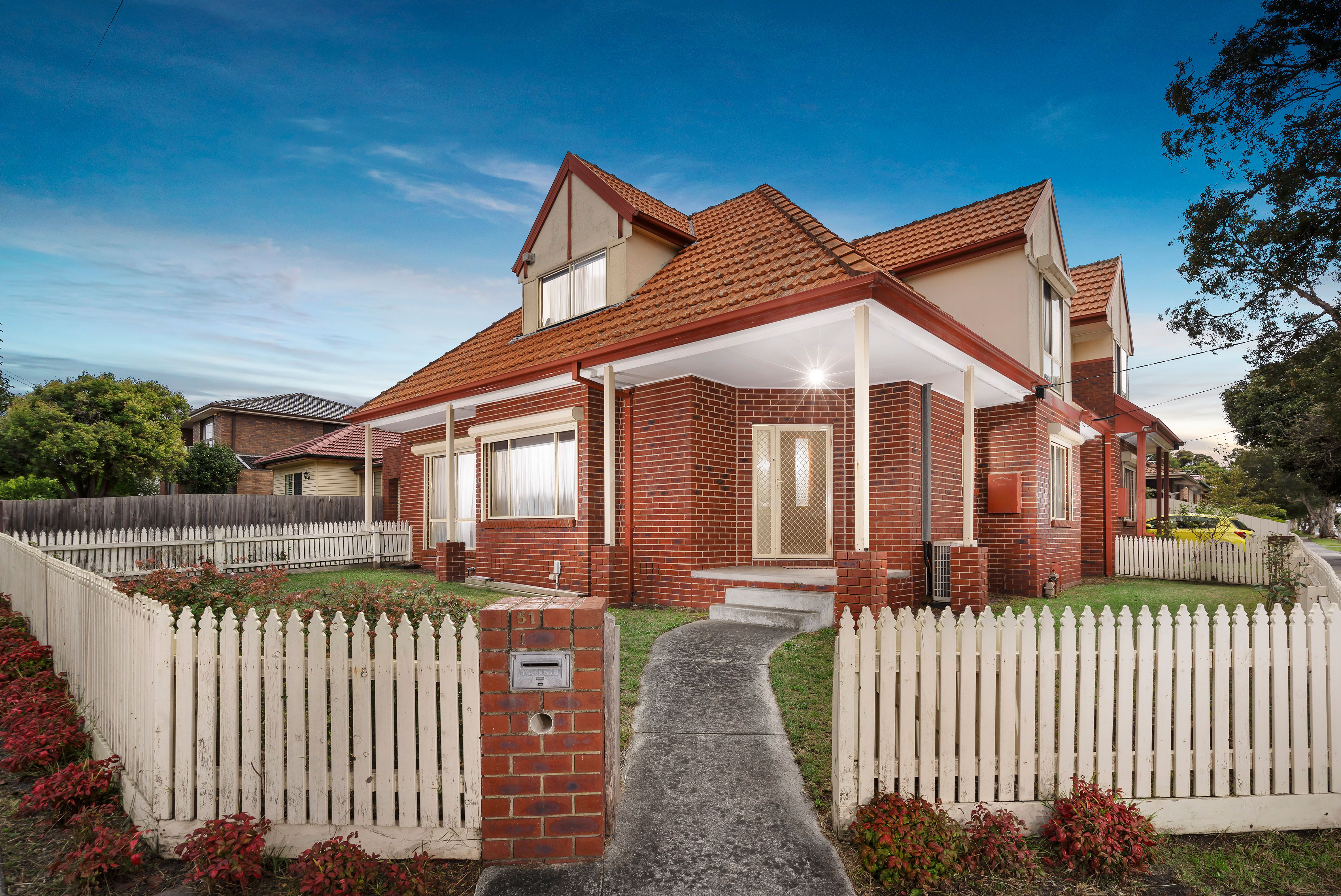 51 Edinburgh Street, Clayton VIC 3168