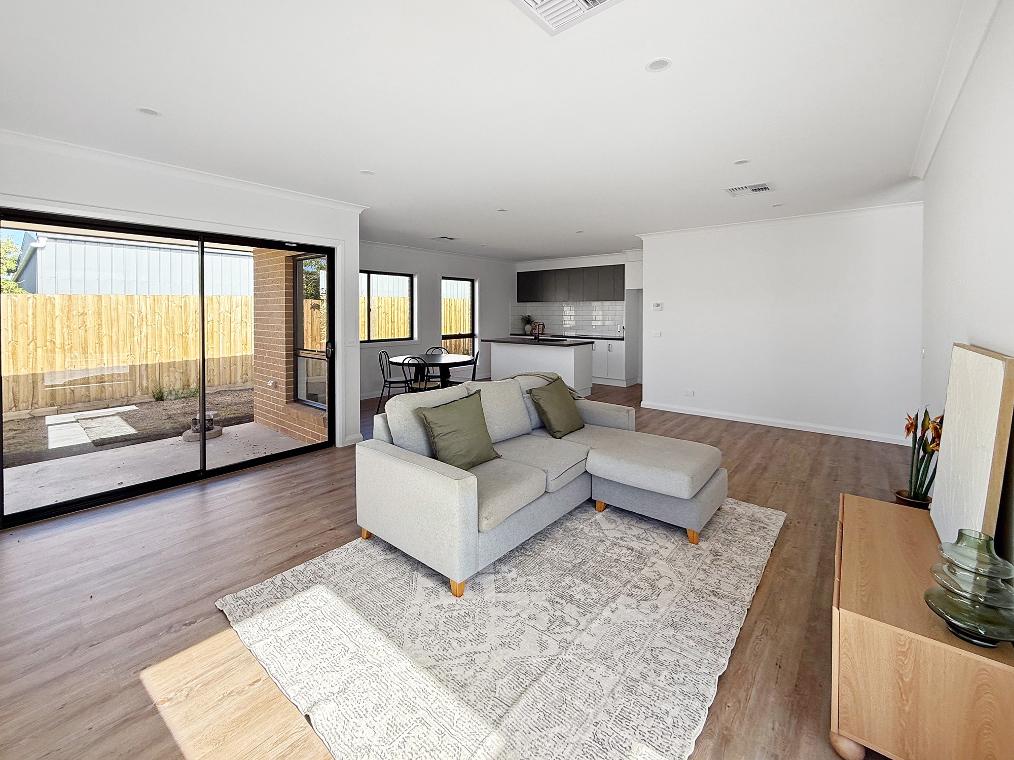 2/8 Winston Street, Yarragon, VIC 3823