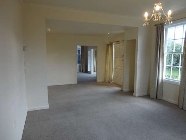 5 Moorpark Place photo 5