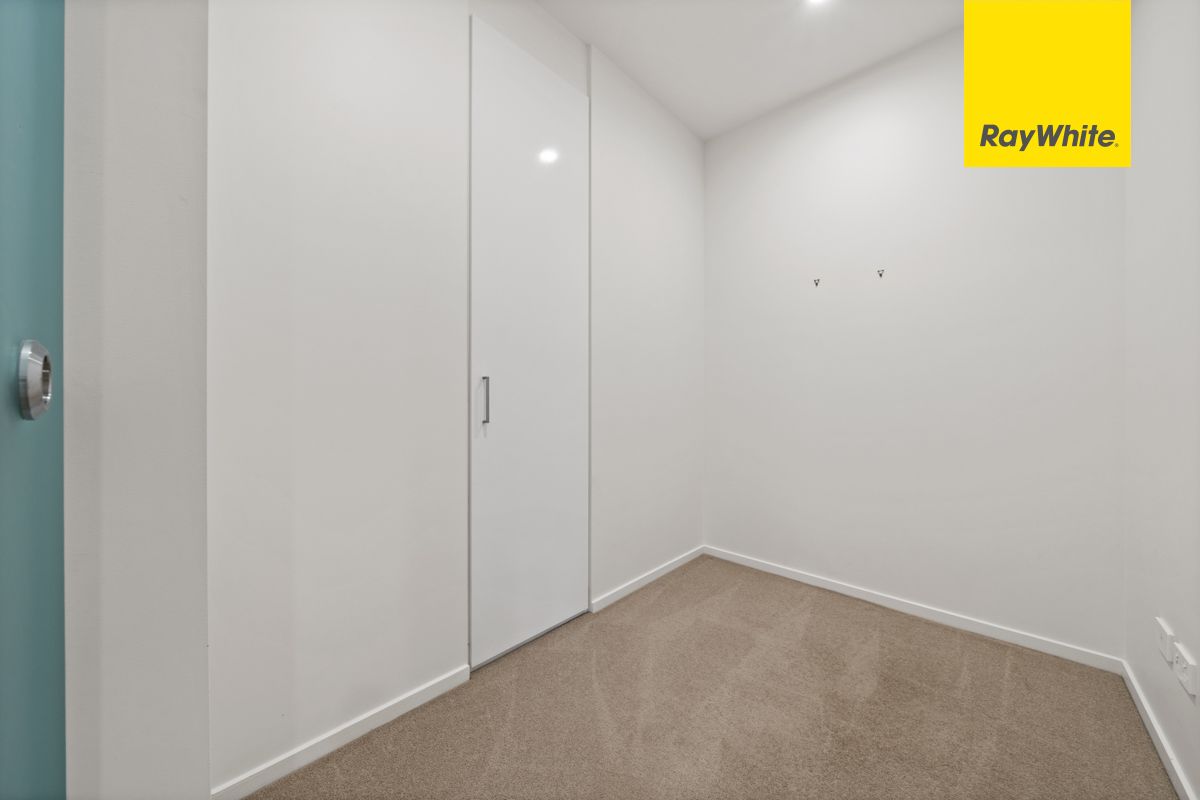 308/104 Northbourne Avenue — photo 10 of 13