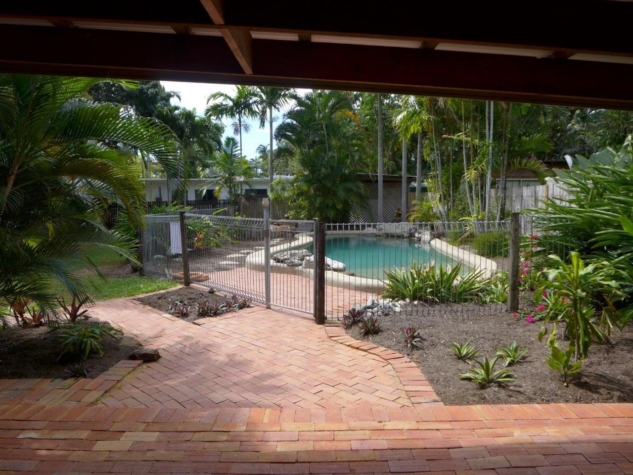 42 Jamieson Street, Trinity Beach, QLD 4879