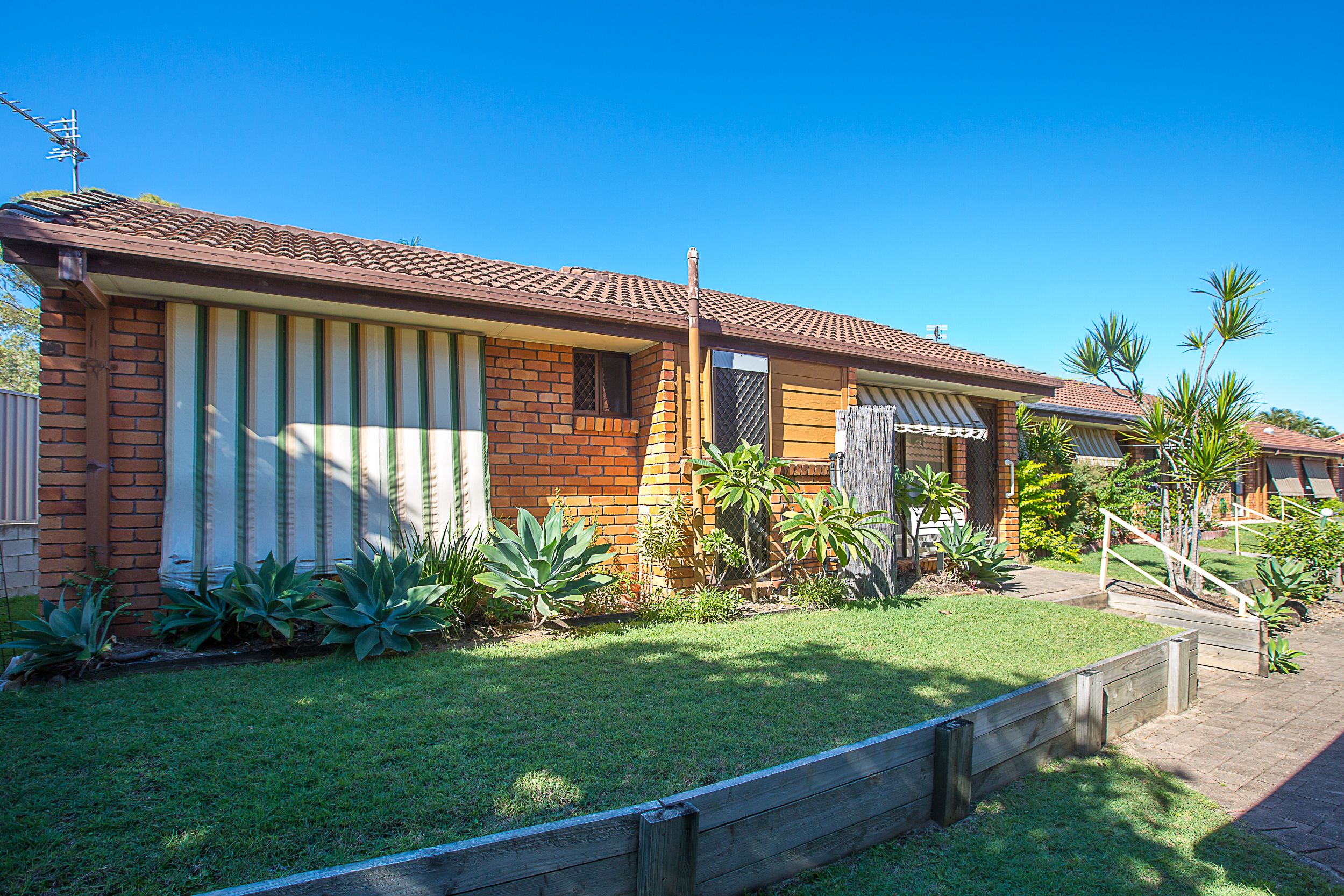 35/172 Barrier Reef Drive, Mermaid Waters, QLD 4218