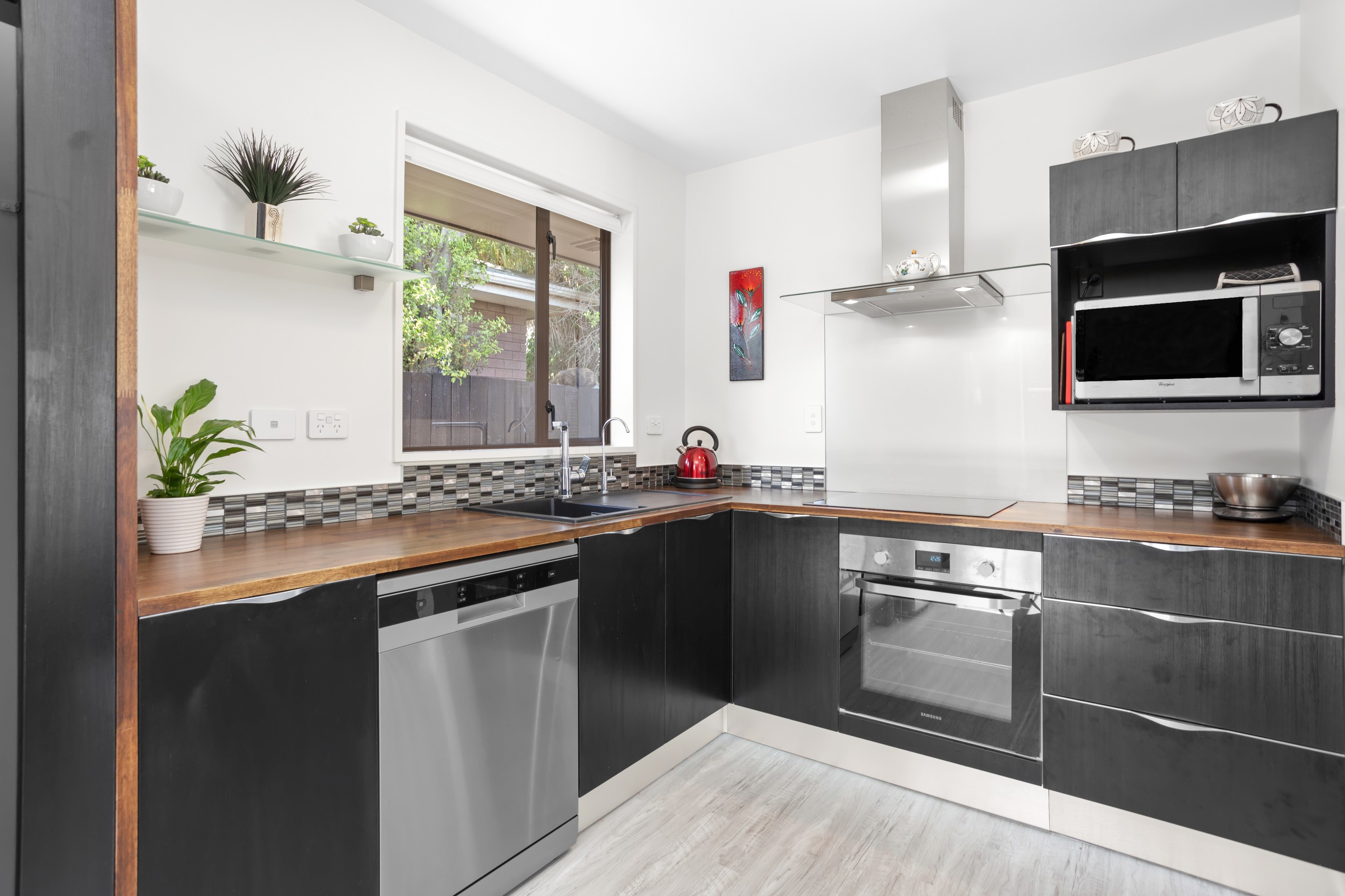2/6 Oakhurst Place, Russley, Christchurch City