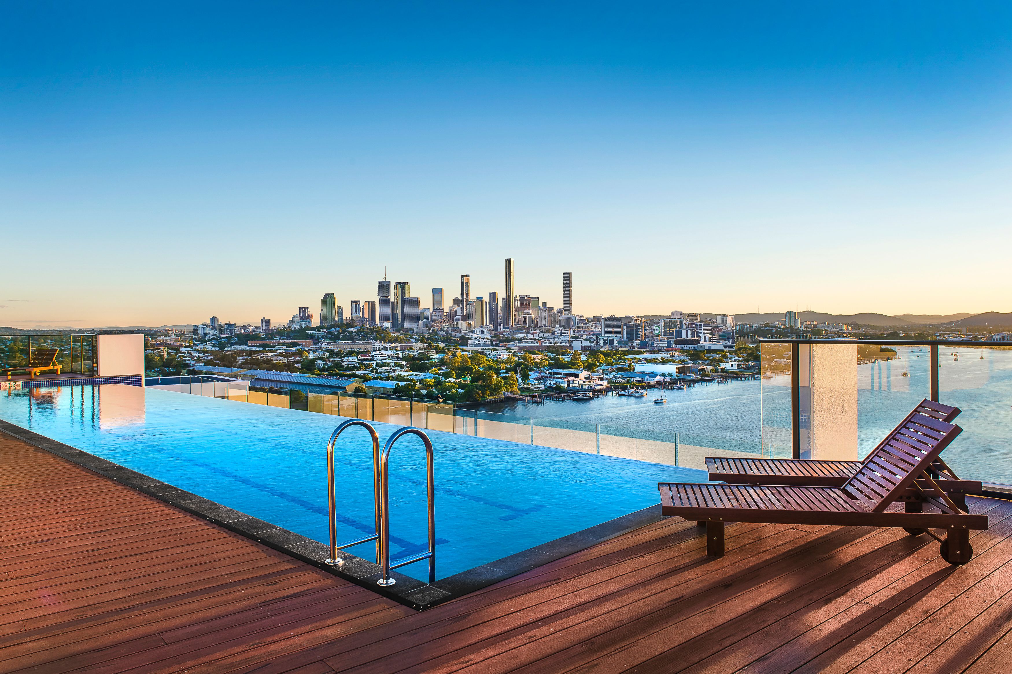 21102/37D Harbour Road, Hamilton, QLD 4007