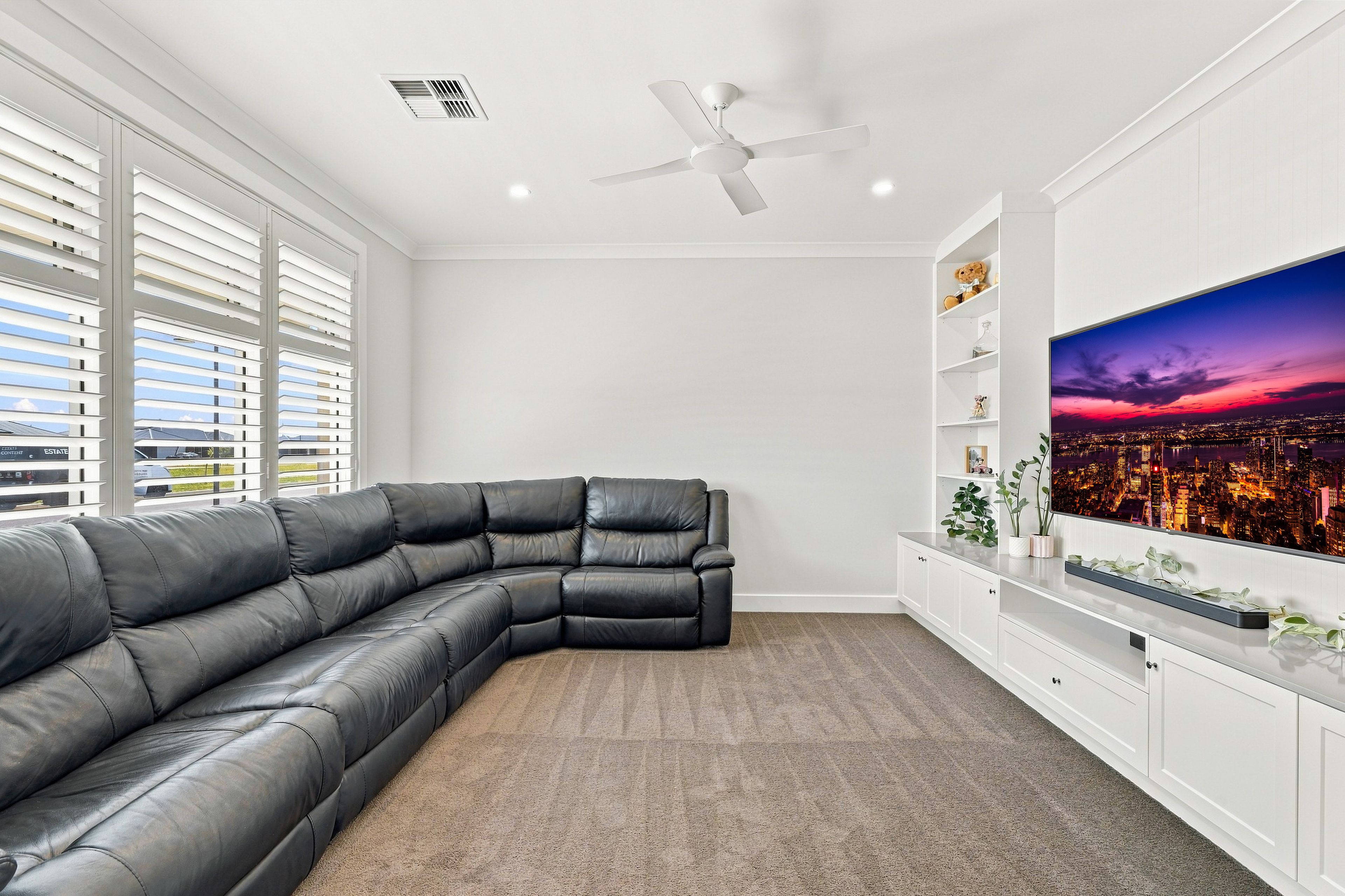 5 Lavender Drive — photo 3 of 14