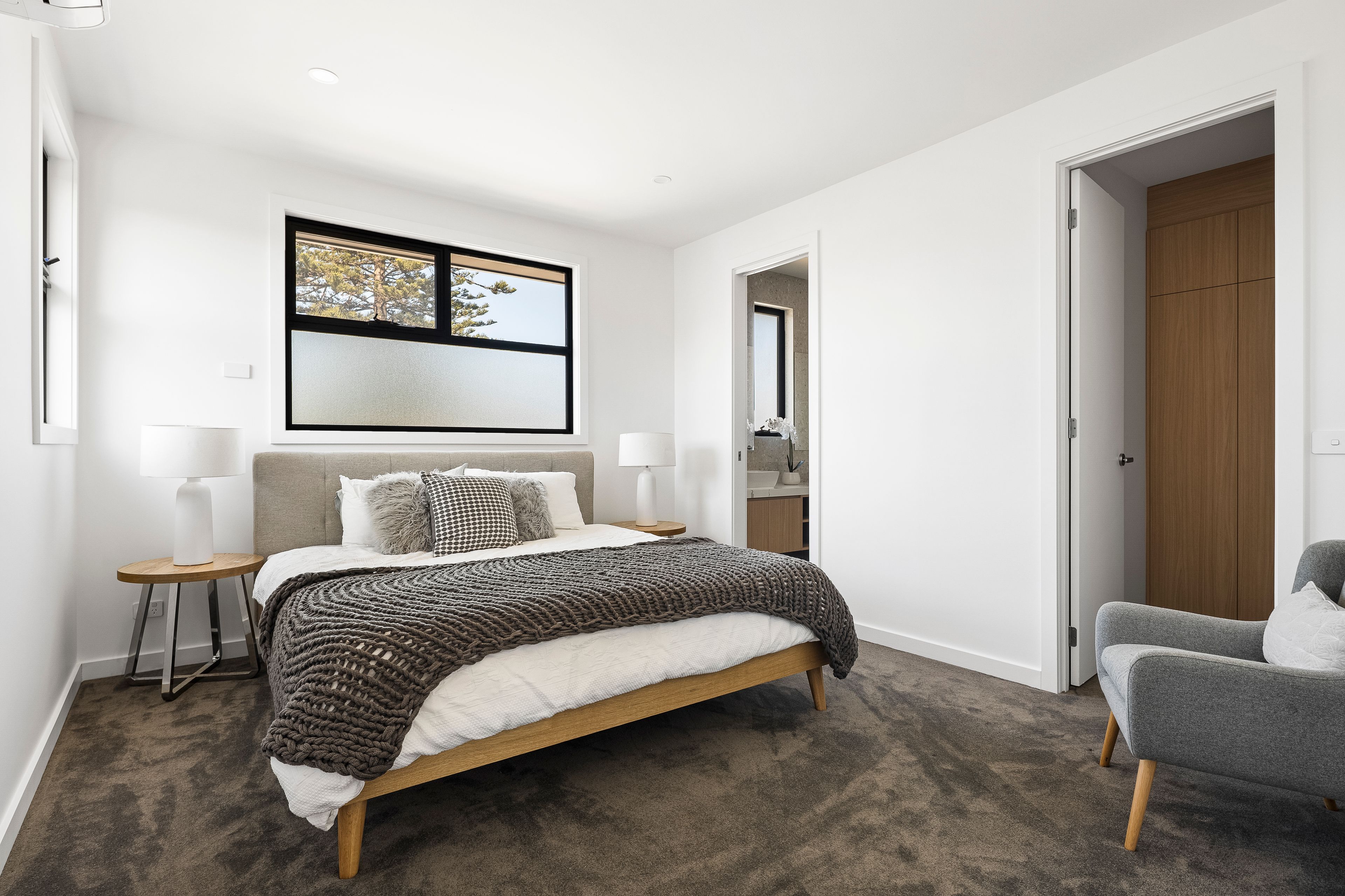26B Melrose Street — photo 6 of 10
