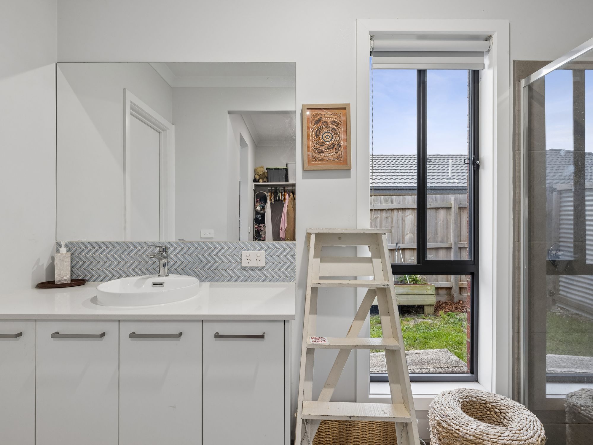 15 Furlong Crescent — photo 7 of 18