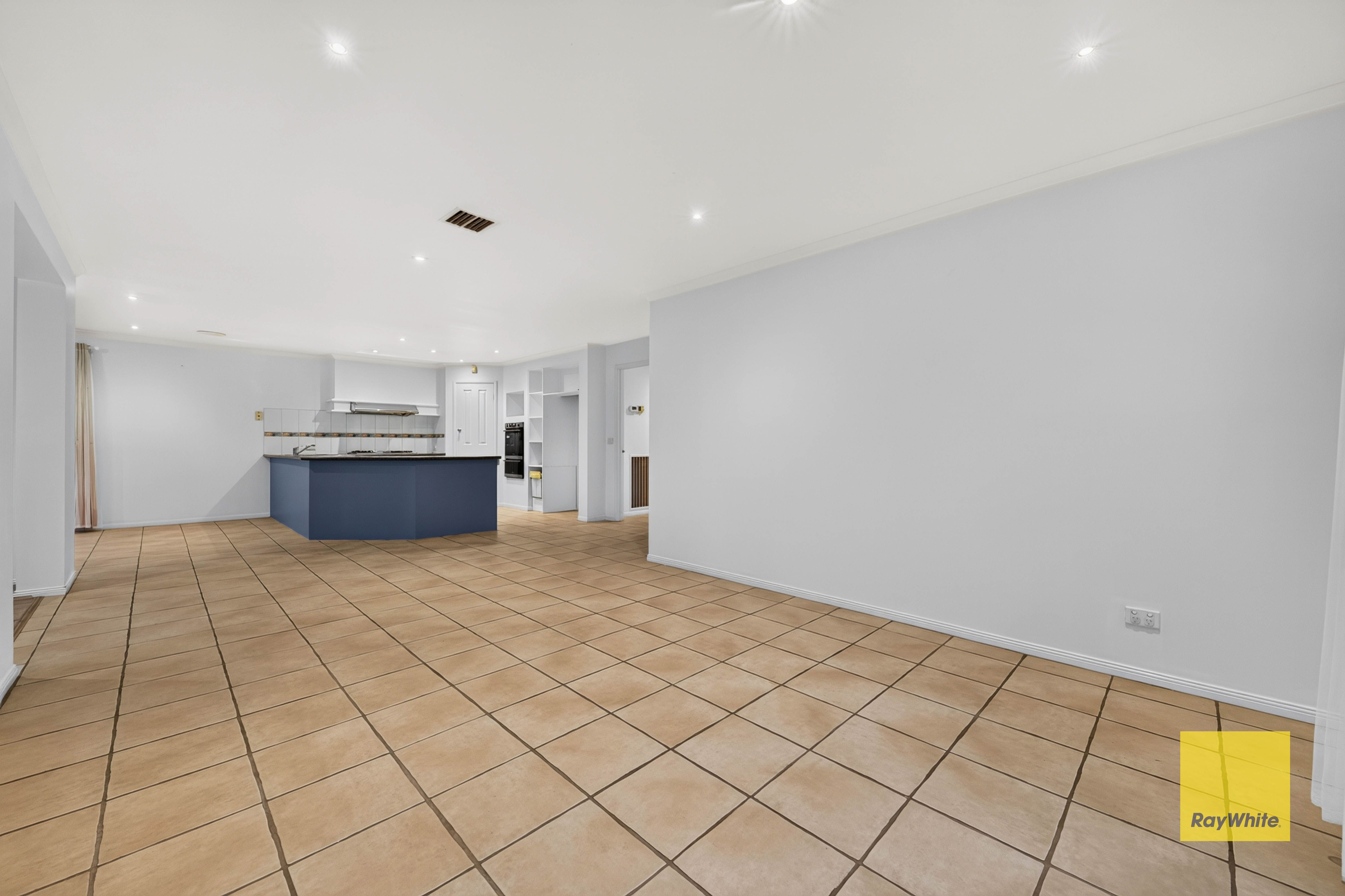17 St Nicholas Court — photo 12 of 30
