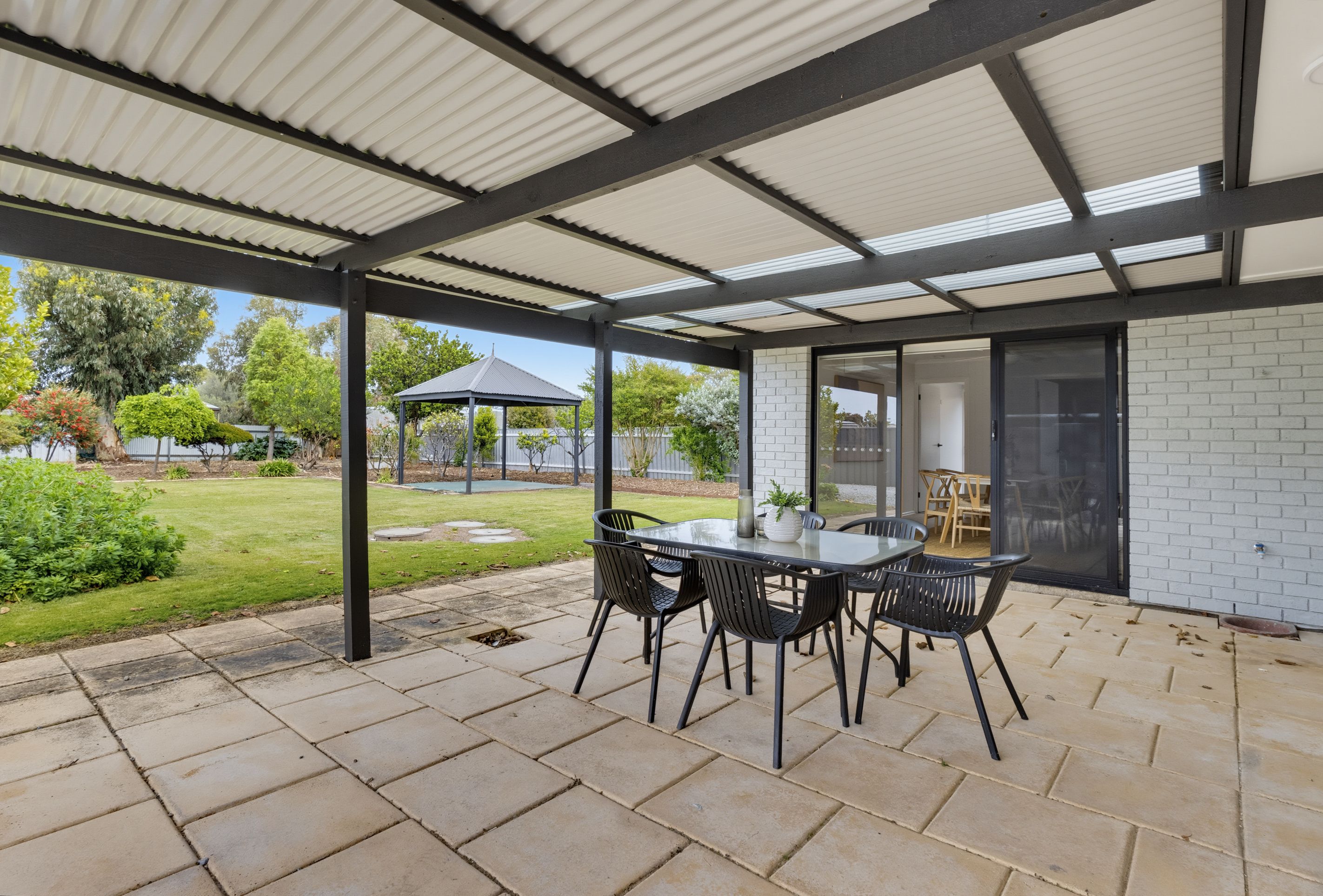 11 Katherine Drive — photo 19 of 27