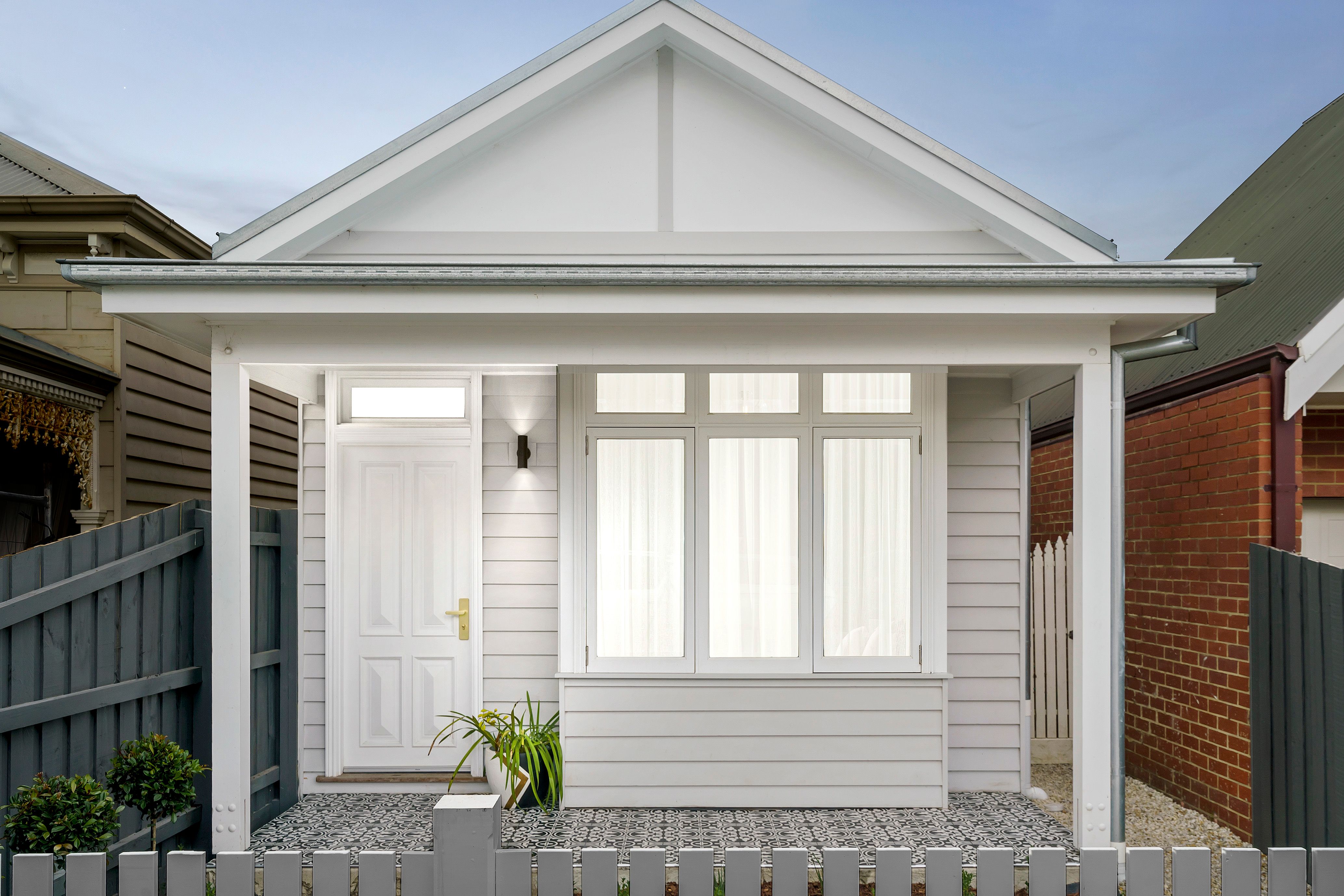 2 Crawford Street, Newport VIC 3015