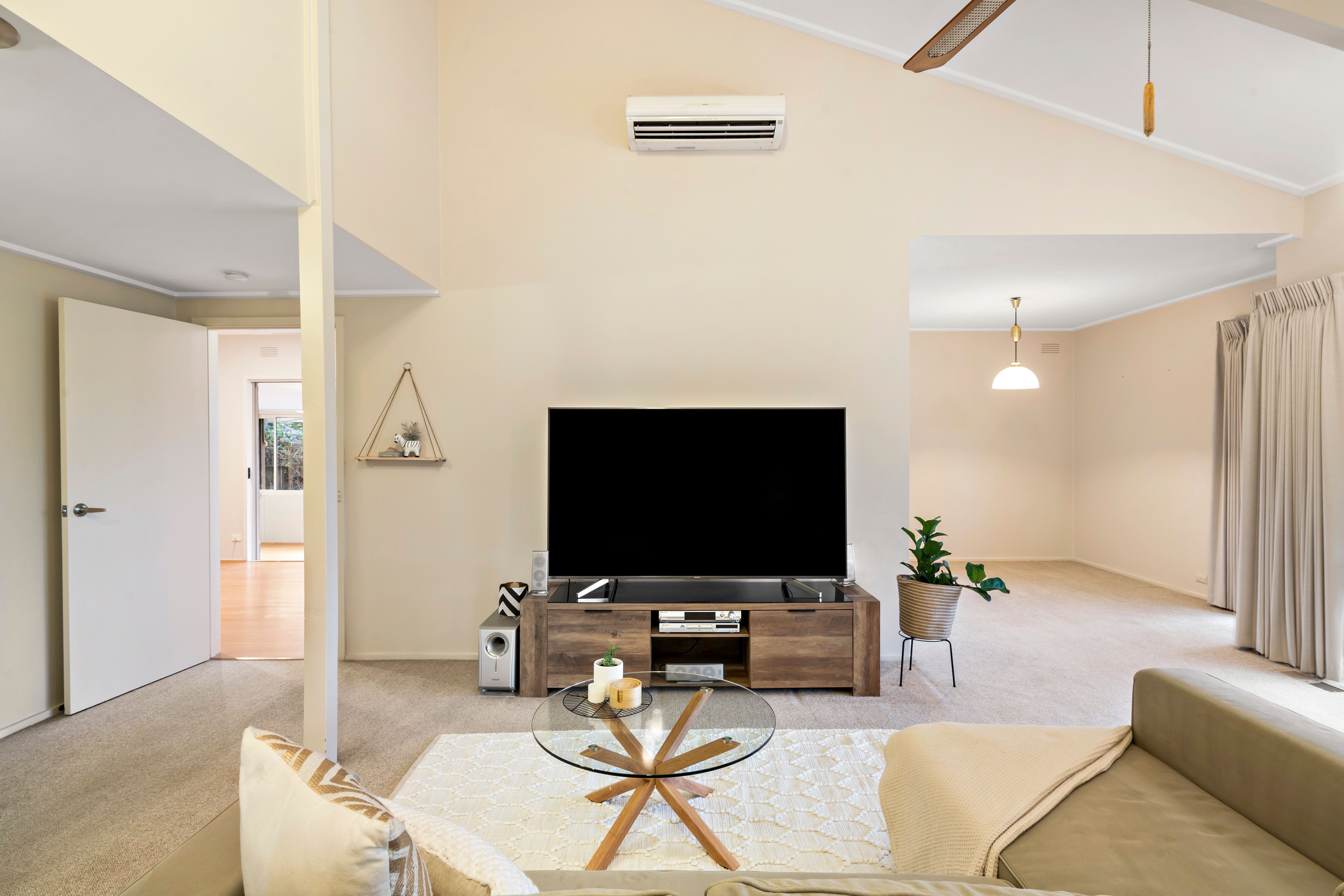 37 Santa Barbara Drive, Frankston, VIC 3199