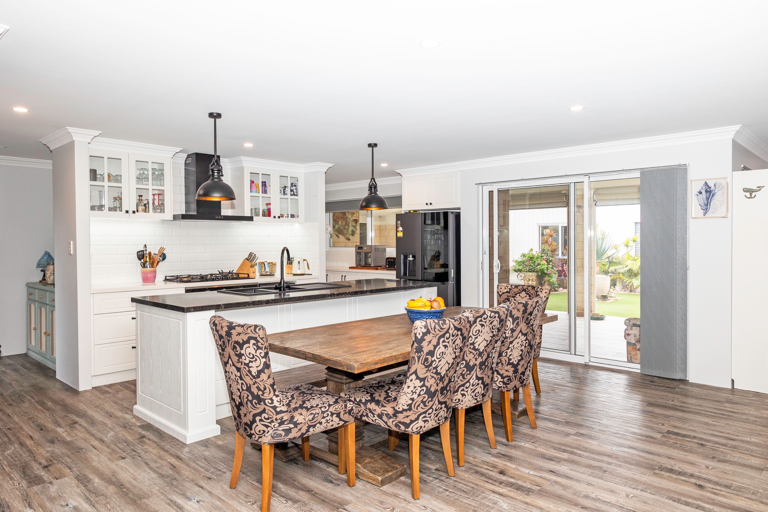 11 Twilight Drive, Jurien Bay, WA 6516