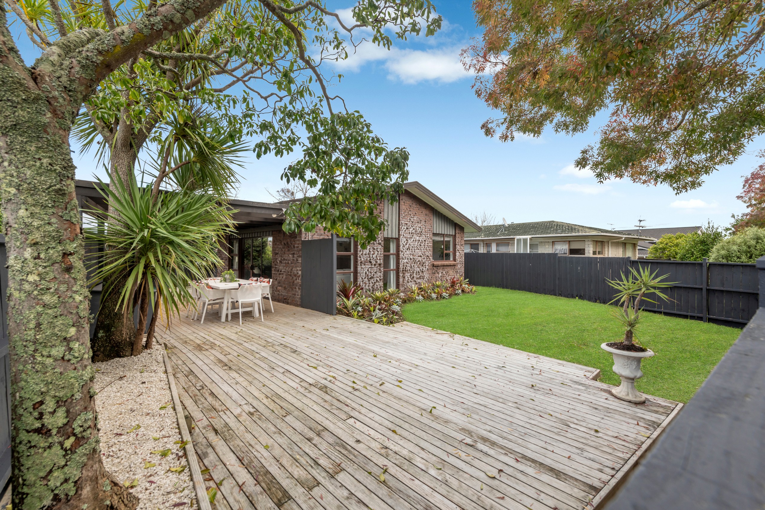 1/70 Mirrabooka Avenue, Botany Downs, Manukau City