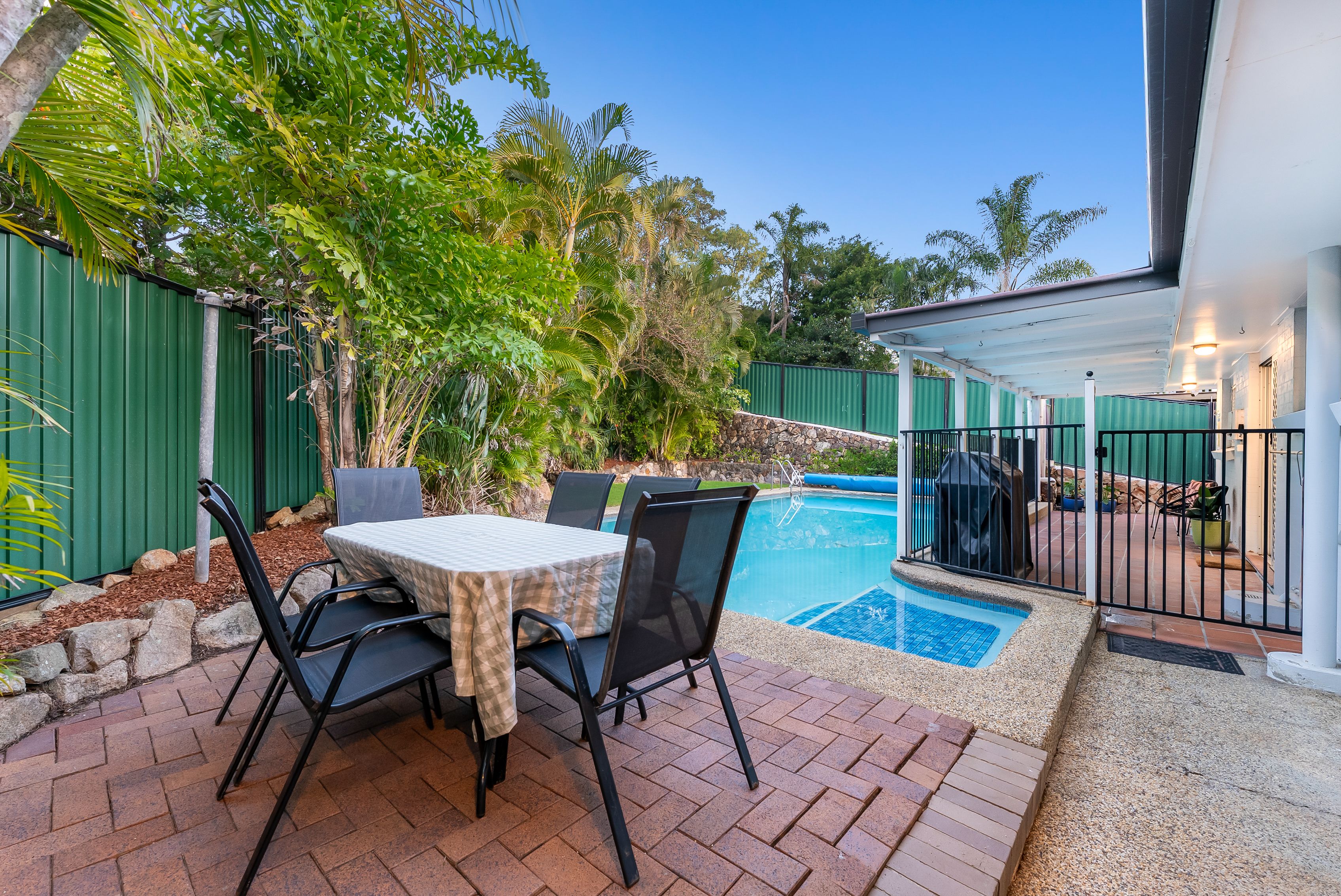 10 Tristania Street — photo 15 of 16