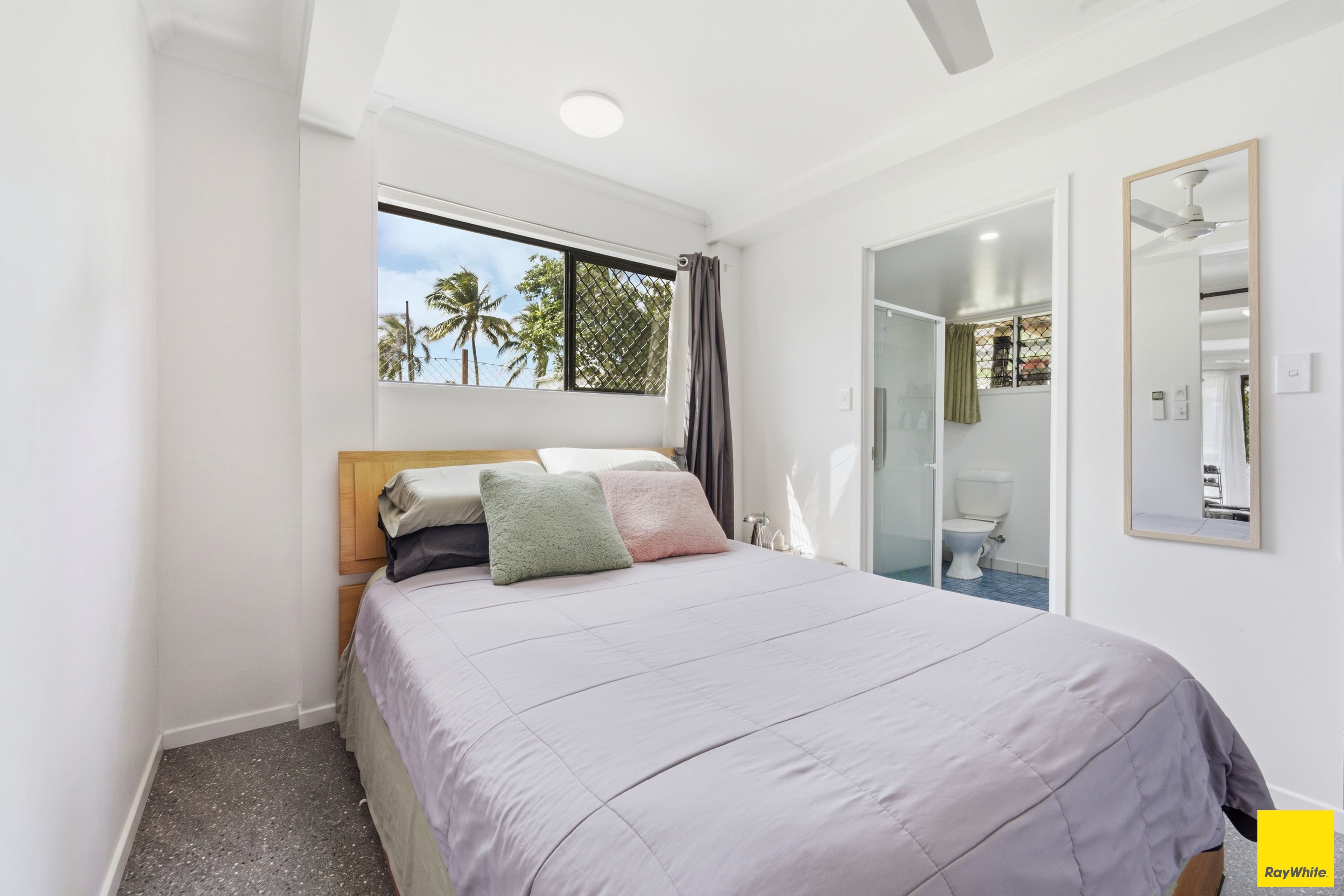 49 Charles Street — photo 14 of 25