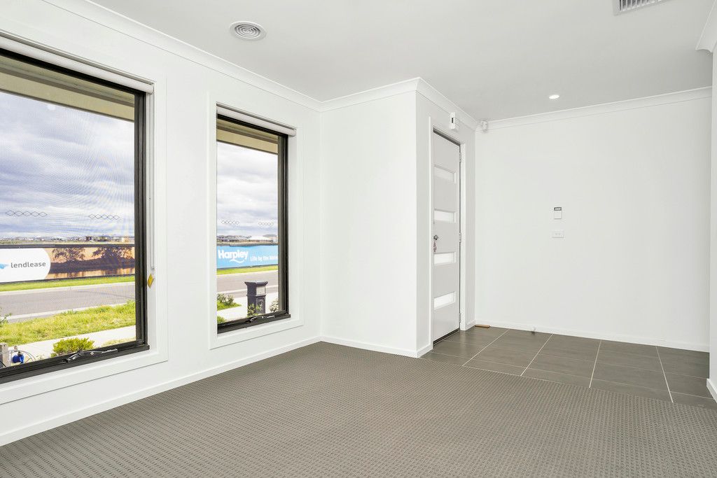 4 Fairhall Avenue, Werribee, VIC 3030