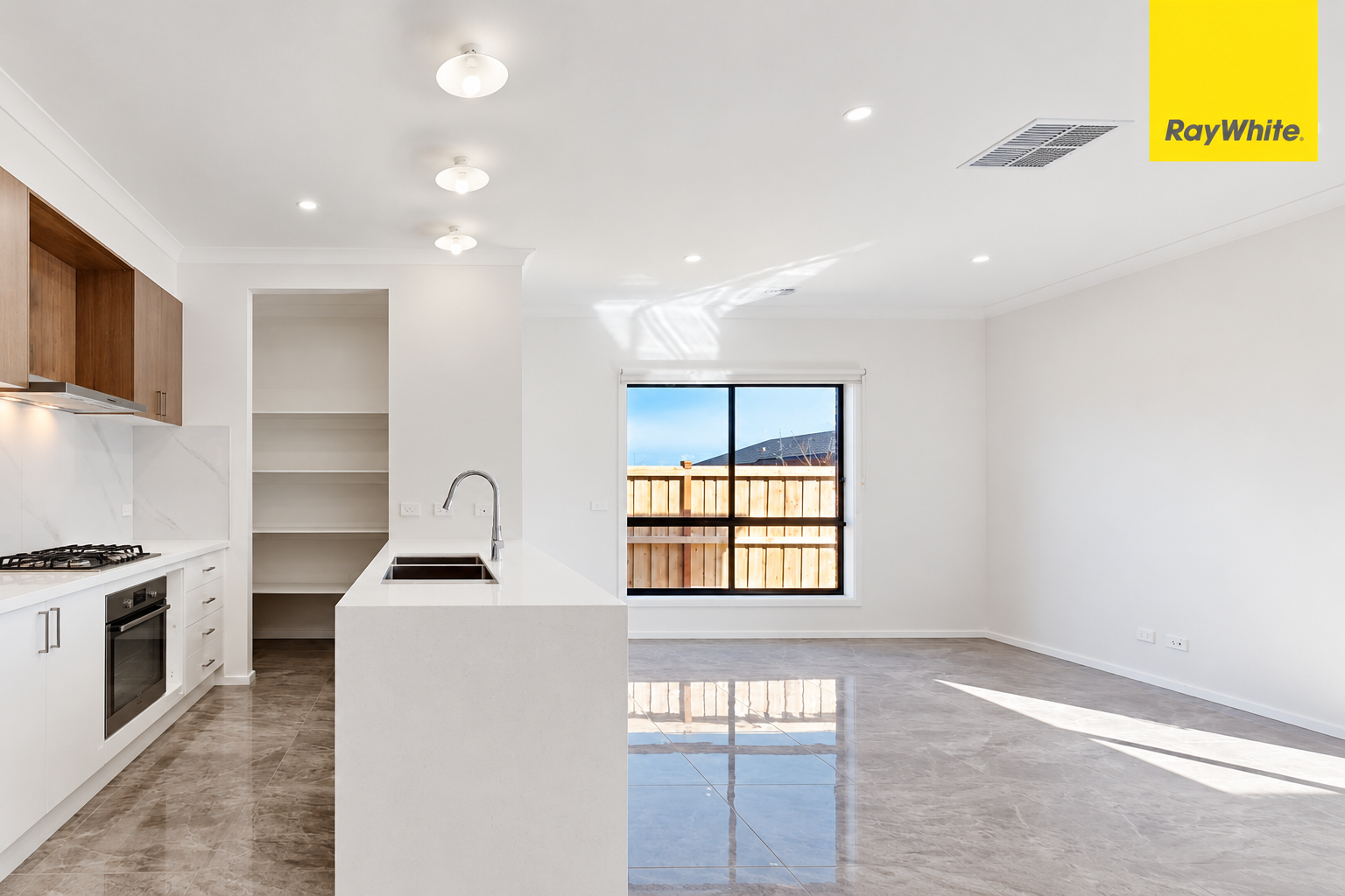 8 Libra Road — photo 7 of 10