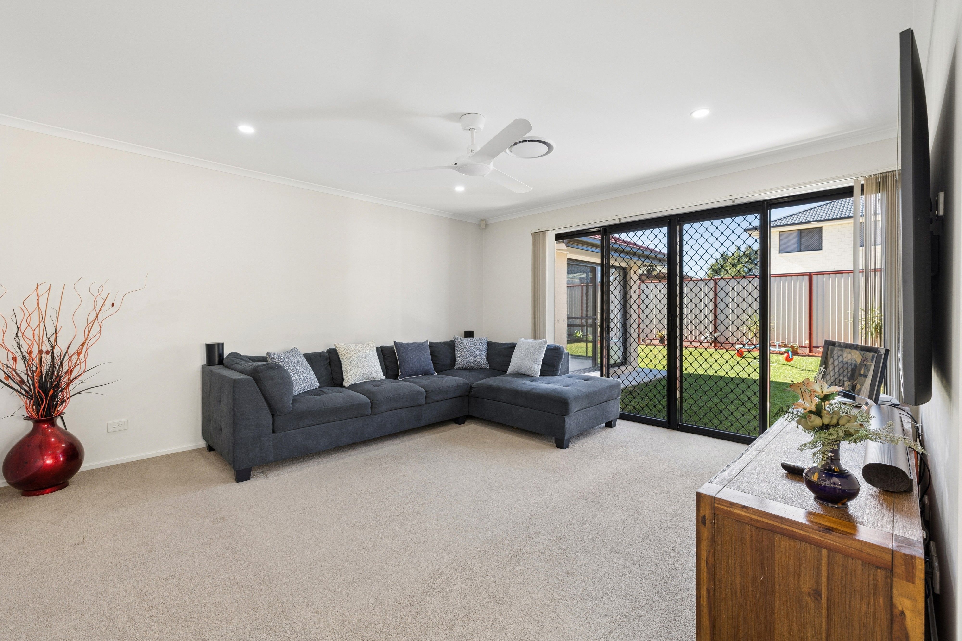 55 Silvester Street — photo 11 of 25