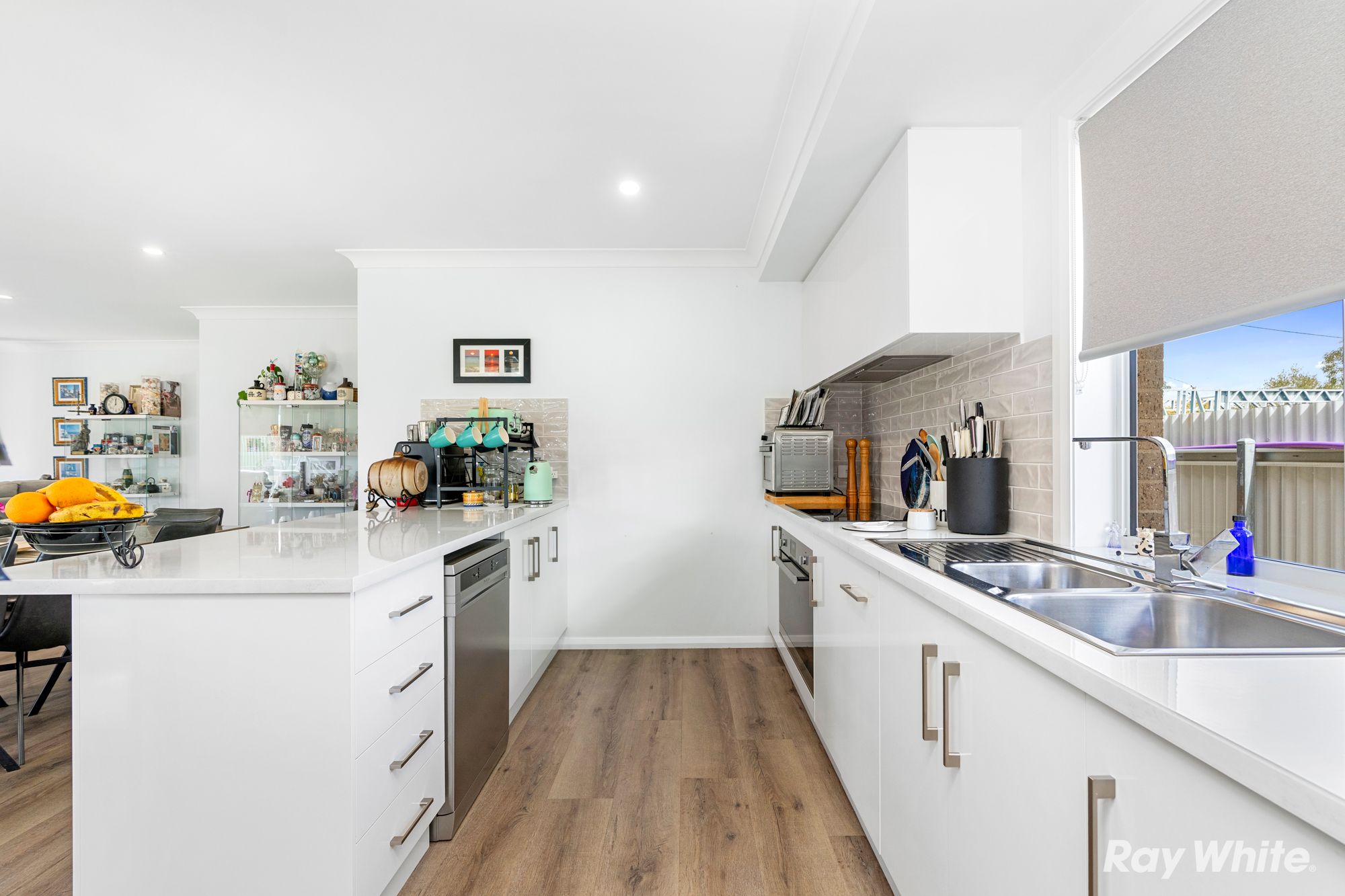 10 William Street — photo 6 of 18