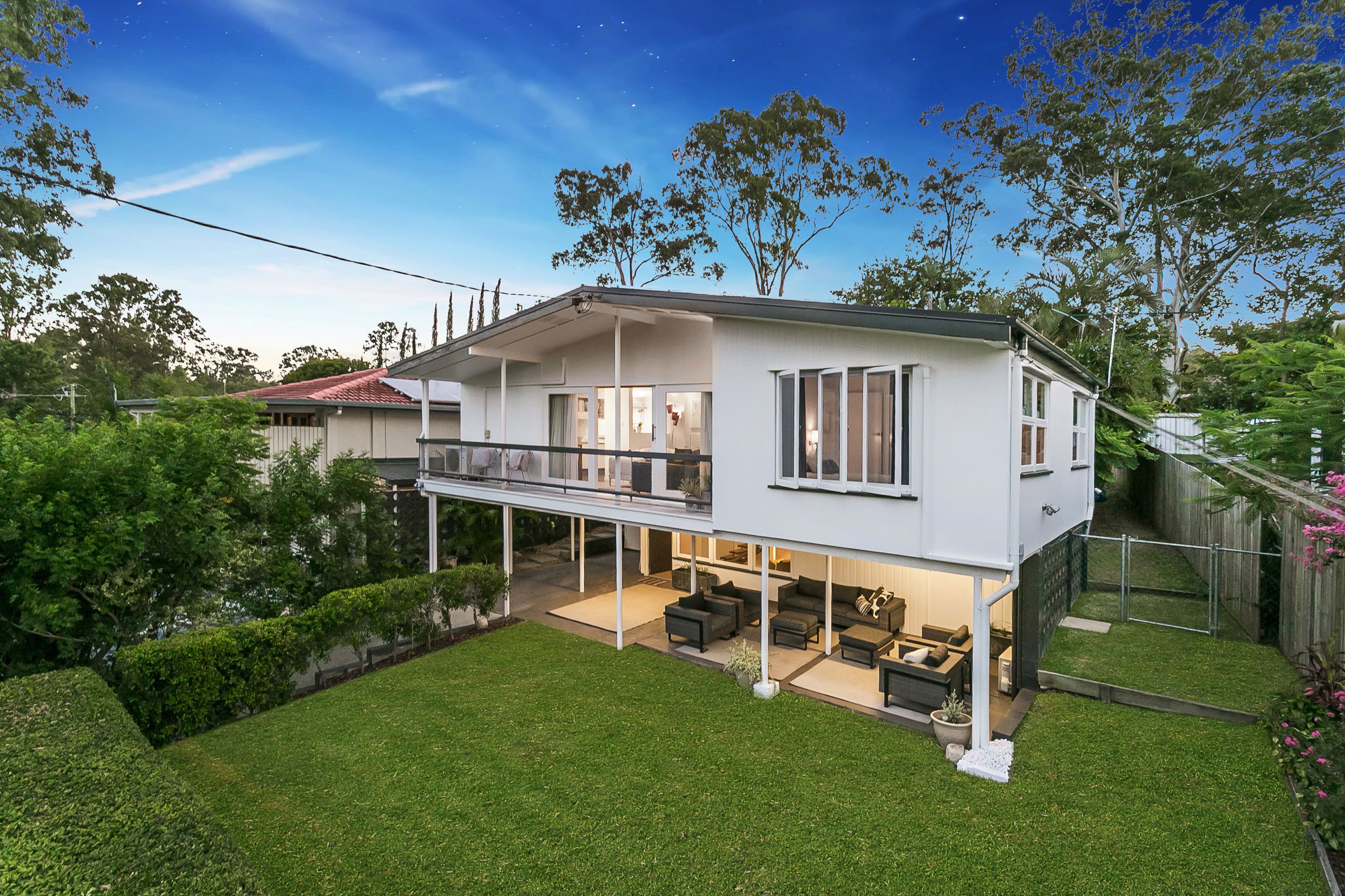 4 Ijong Street, Kenmore QLD 4069